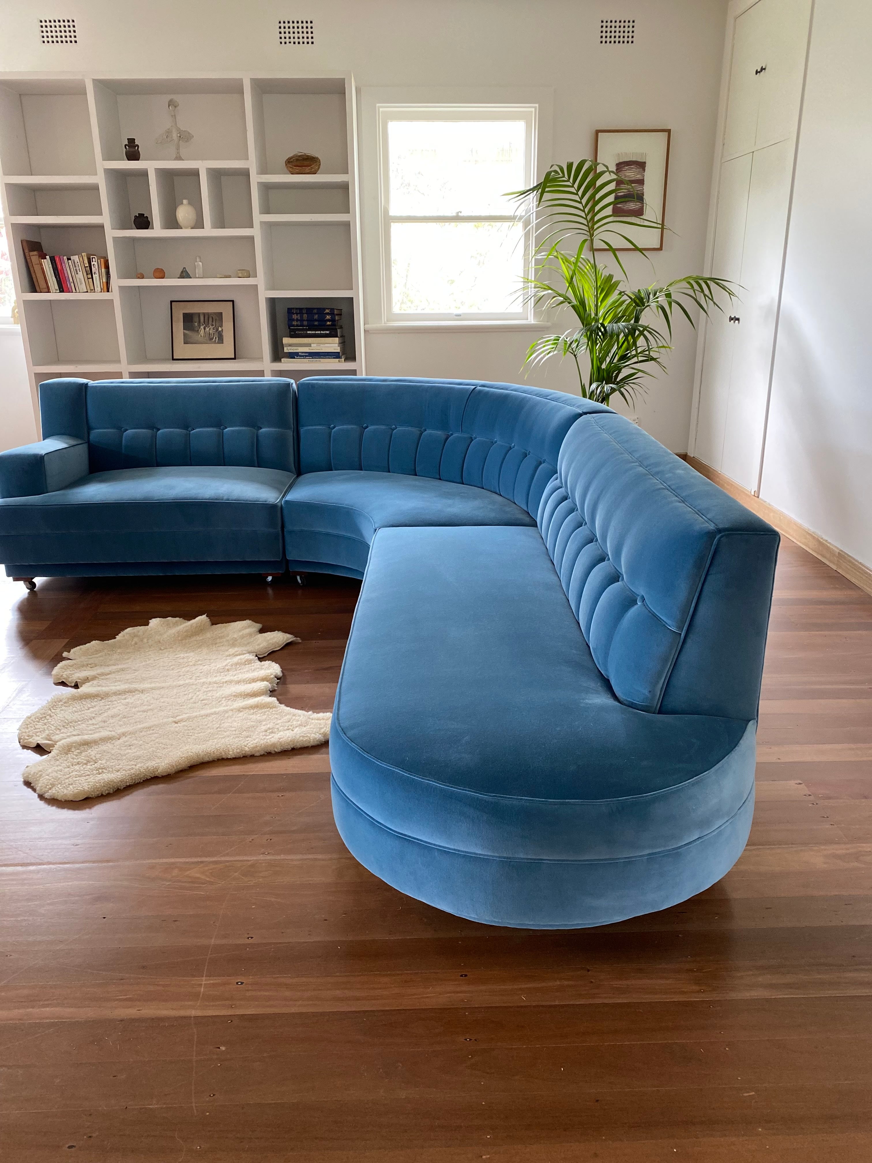 Curved velvet sectional sofa discount