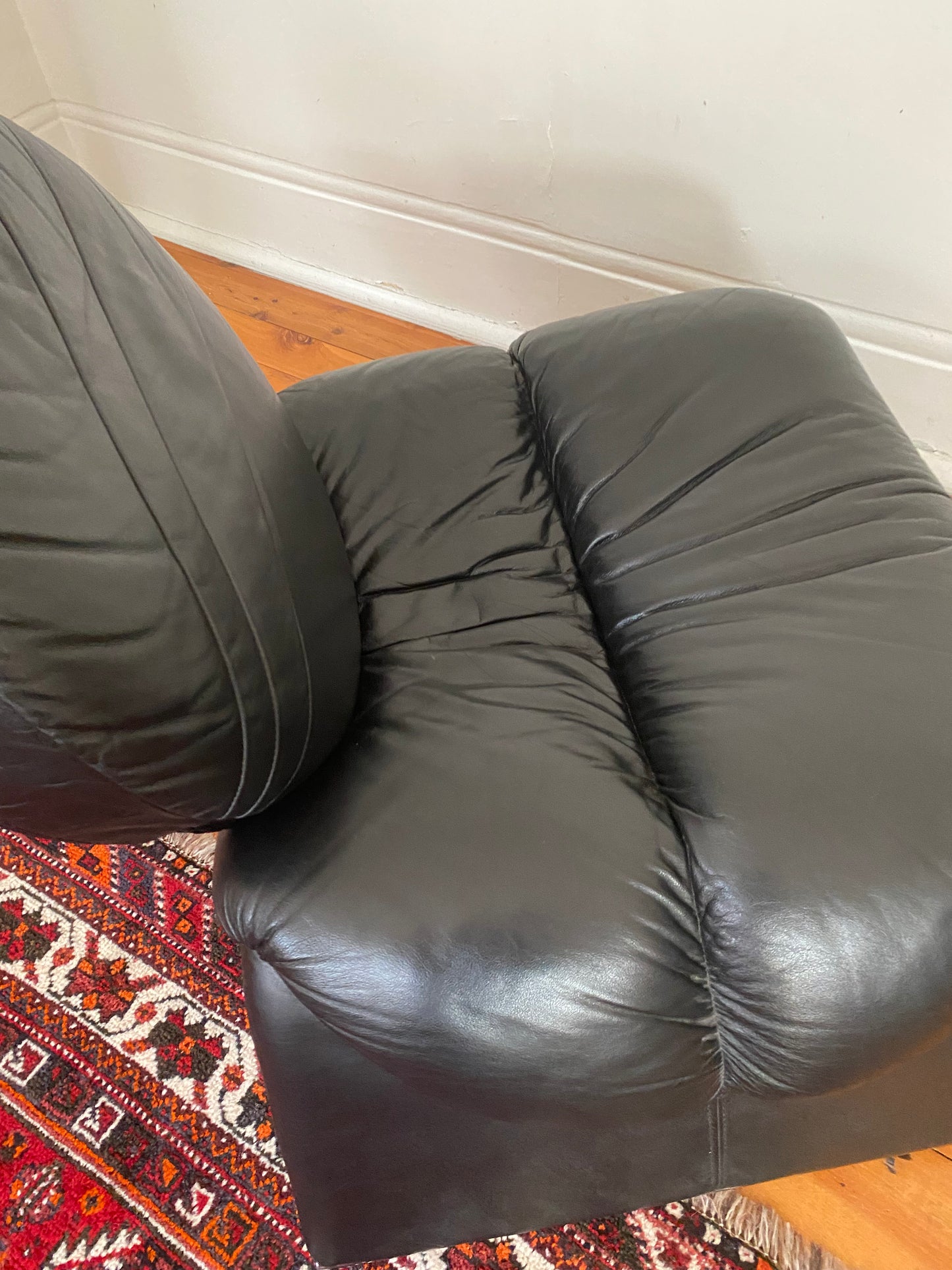Calypso C35 Chair by Vittorio Introini