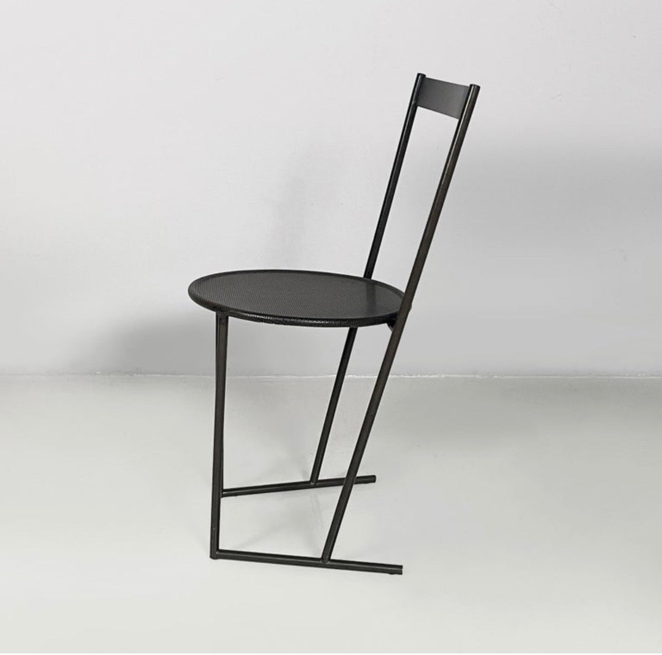 1980's Vintage Italian Musme by Emilio Nanni for Fly Line chairs