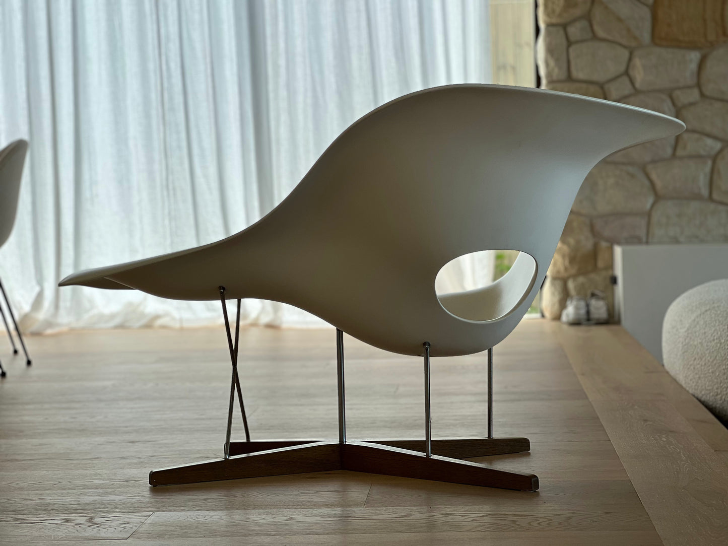 Eames La Chaise Chair
