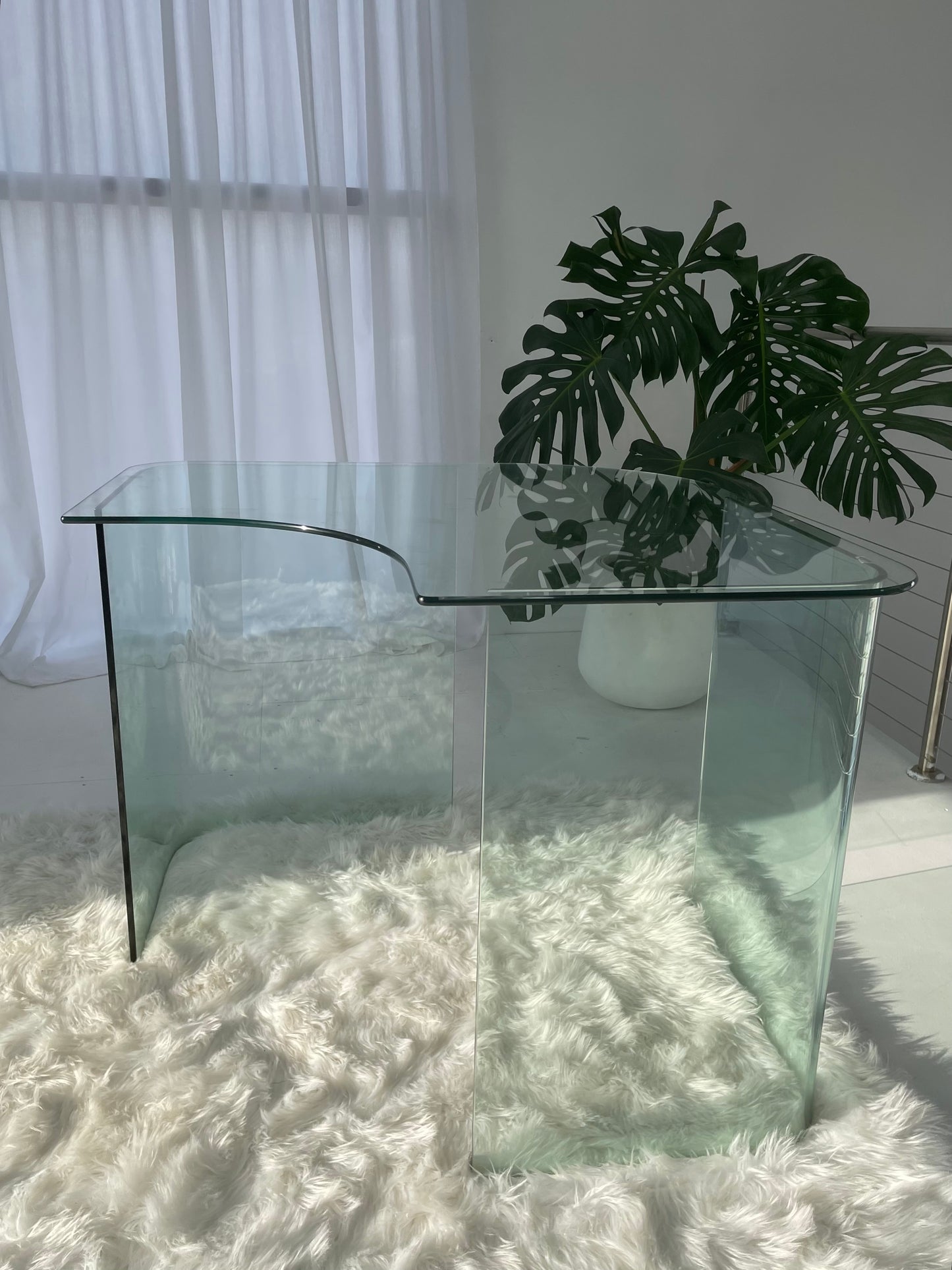 Tempered Glass Table/Desk