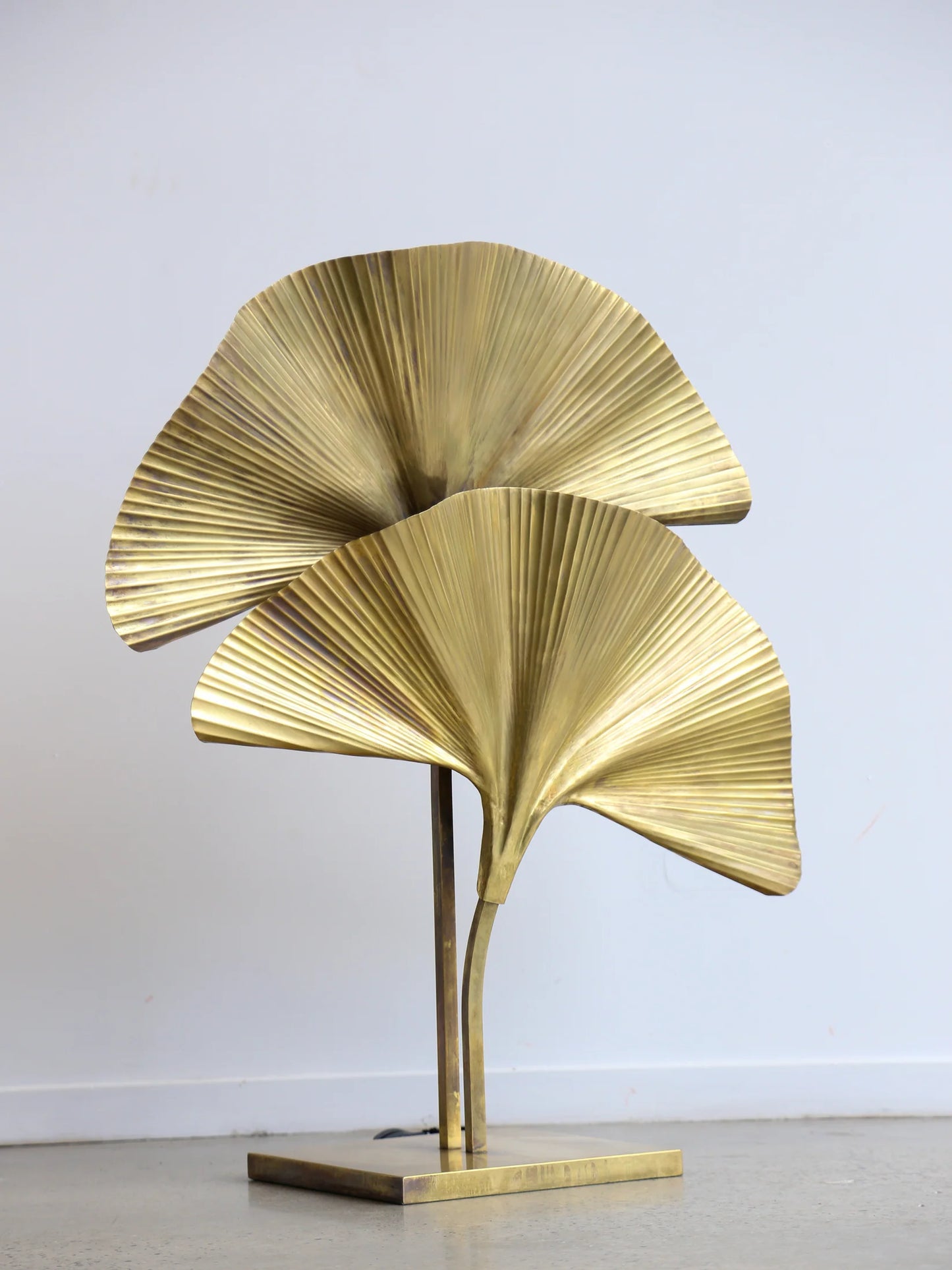 Italian Brass Ginko Leave Lamp