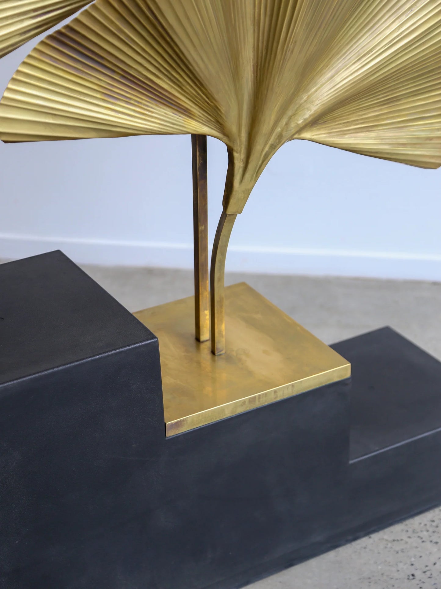 Italian Brass Ginko Leave Lamp
