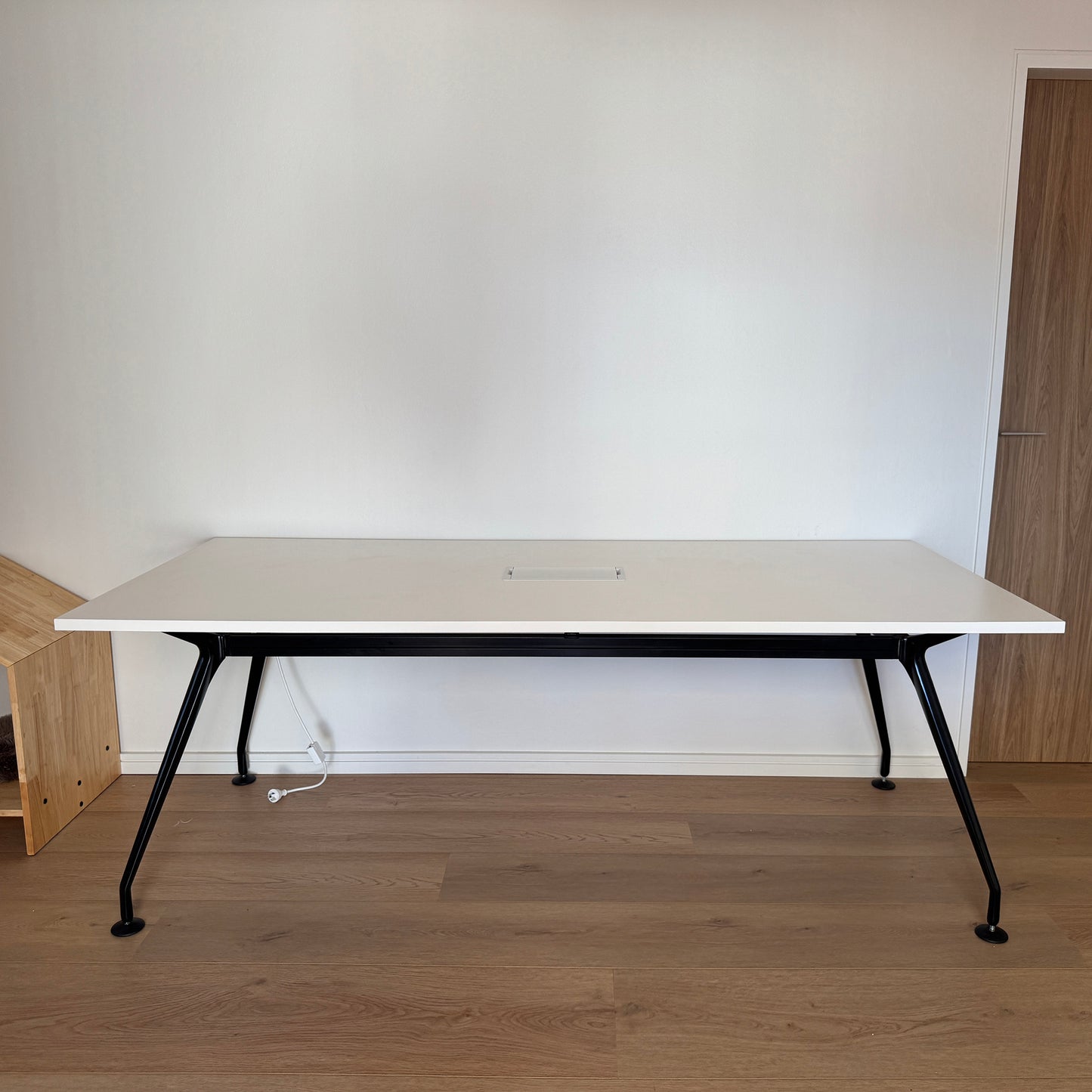 Postmodern Minimal Desk Boardroom Table
