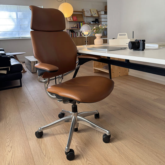 Humanscale Freedom Chair Leather with Headrest