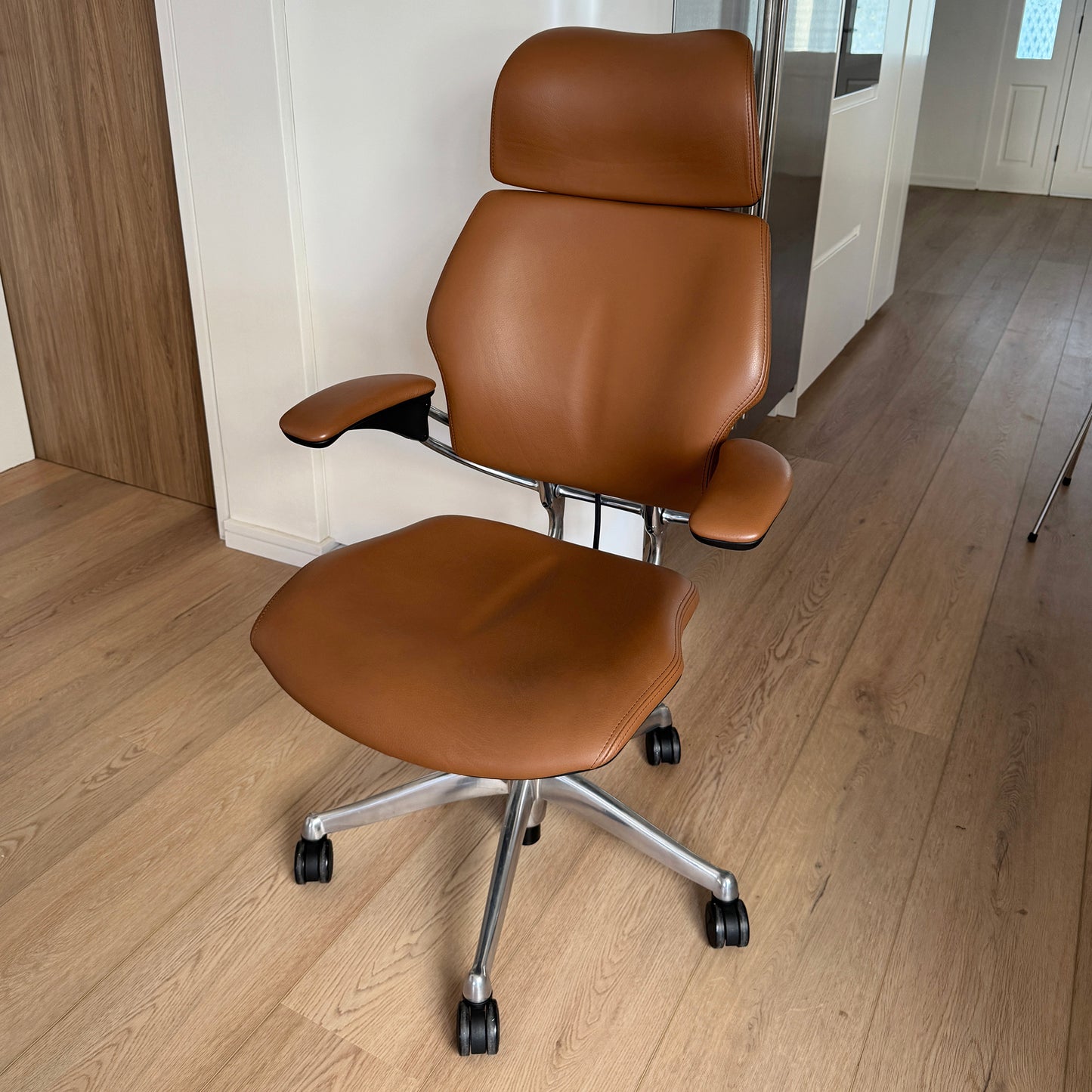 On Hold - Humanscale Freedom Chair Leather with Headrest