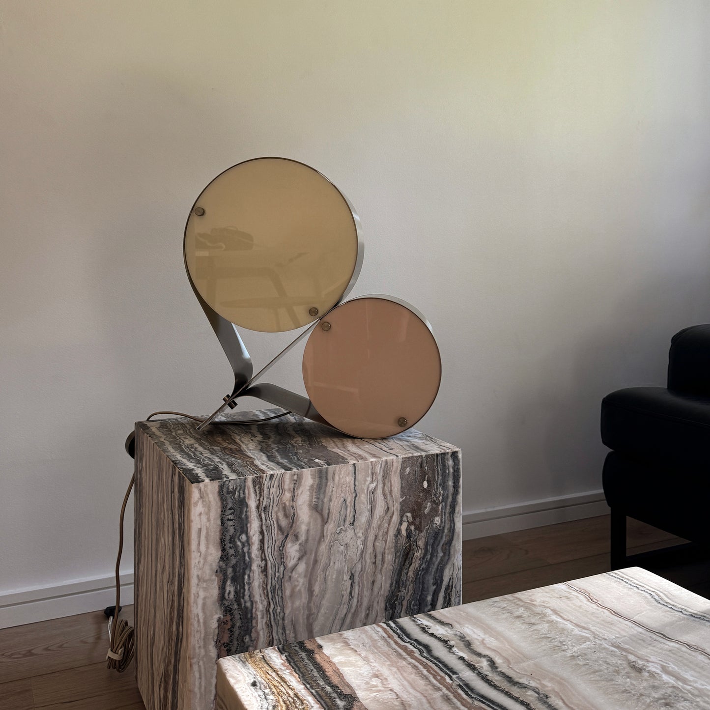 GUBI Coppia Table Lamp / Ivory & Blush