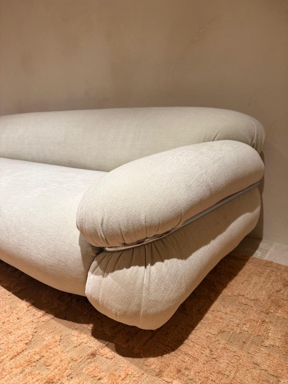 Sesann Grand Sofa by Gianfranco Frattini