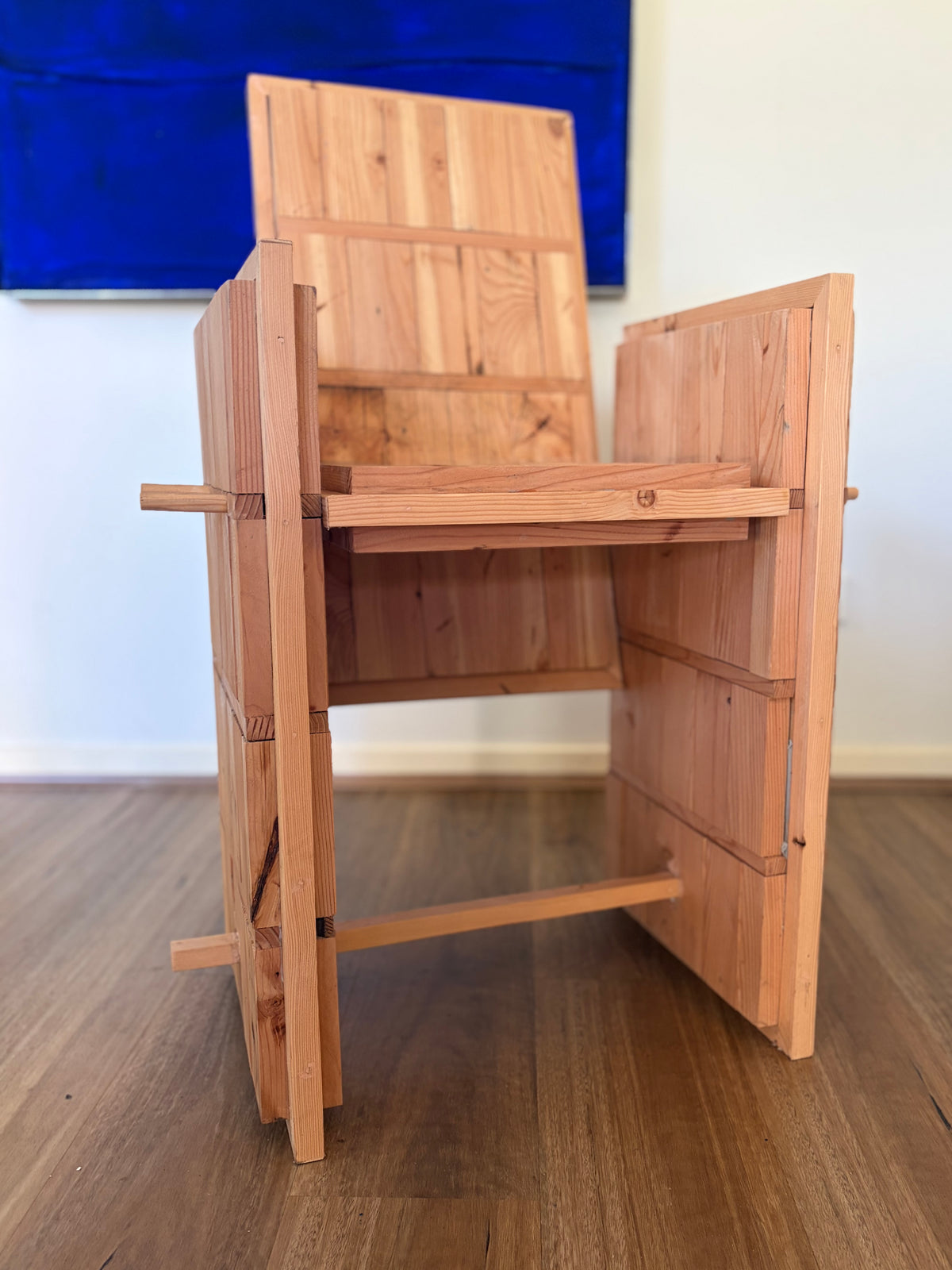 Before Essence Chair