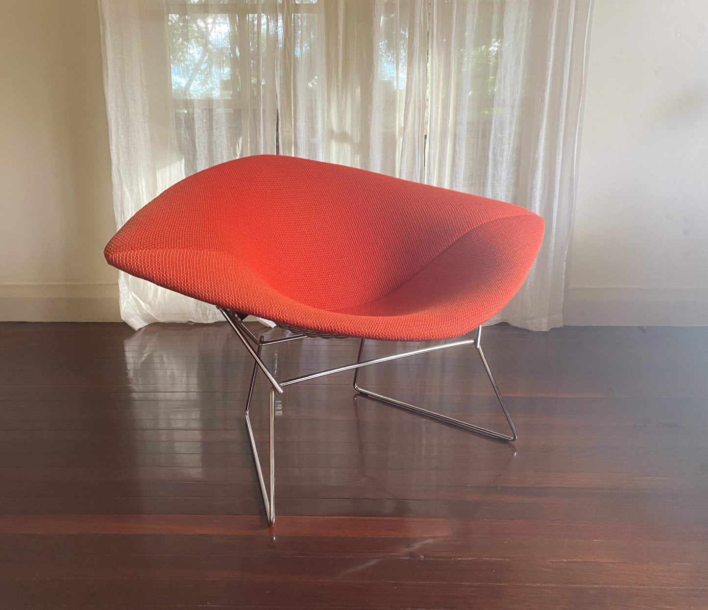 - Knoll Harry Bertoia Large Diamond Chair