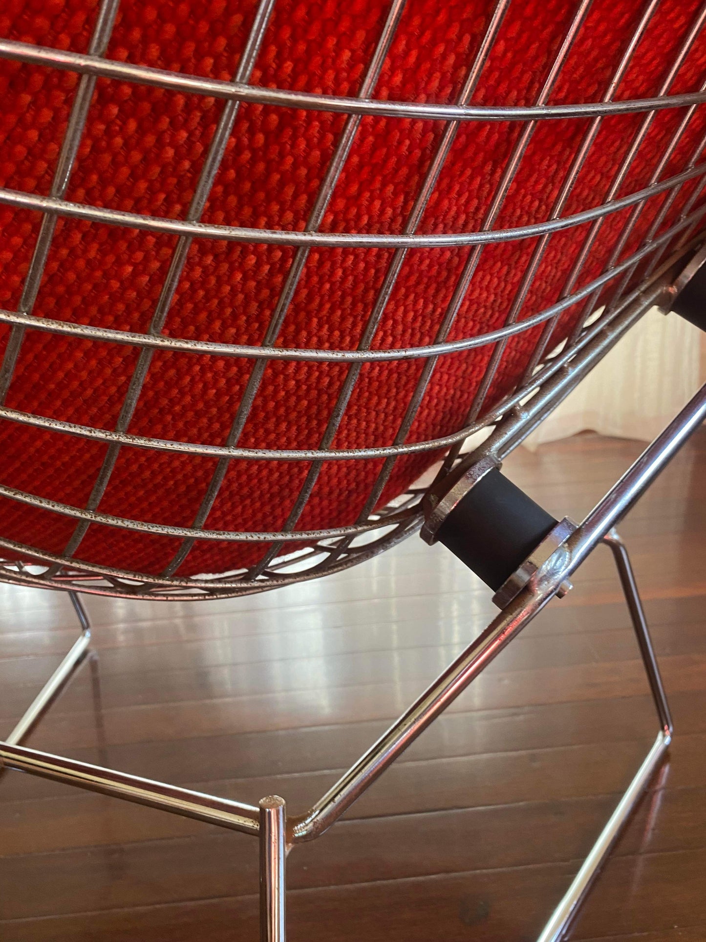 - Knoll Harry Bertoia Large Diamond Chair