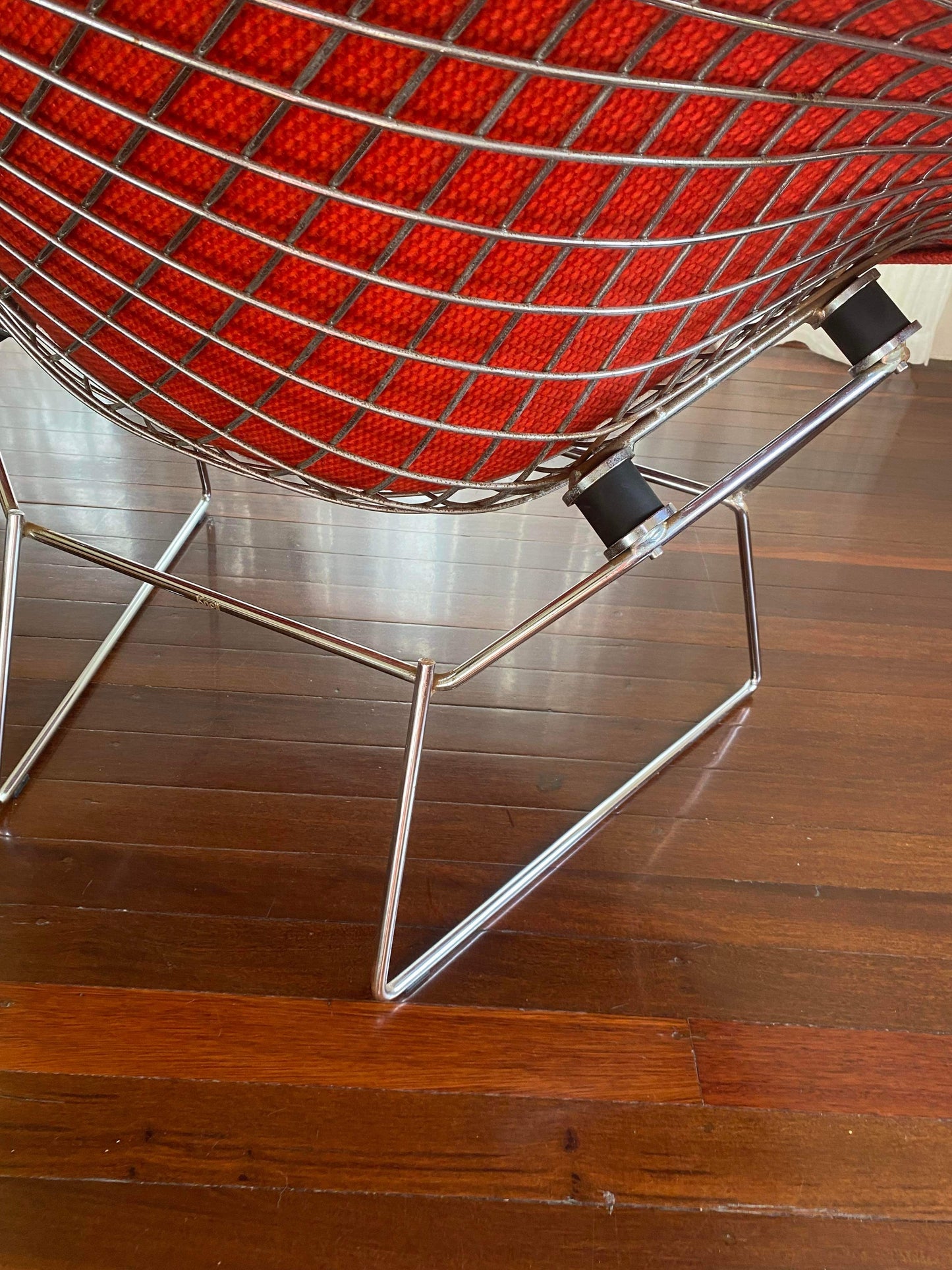 - Knoll Harry Bertoia Large Diamond Chair