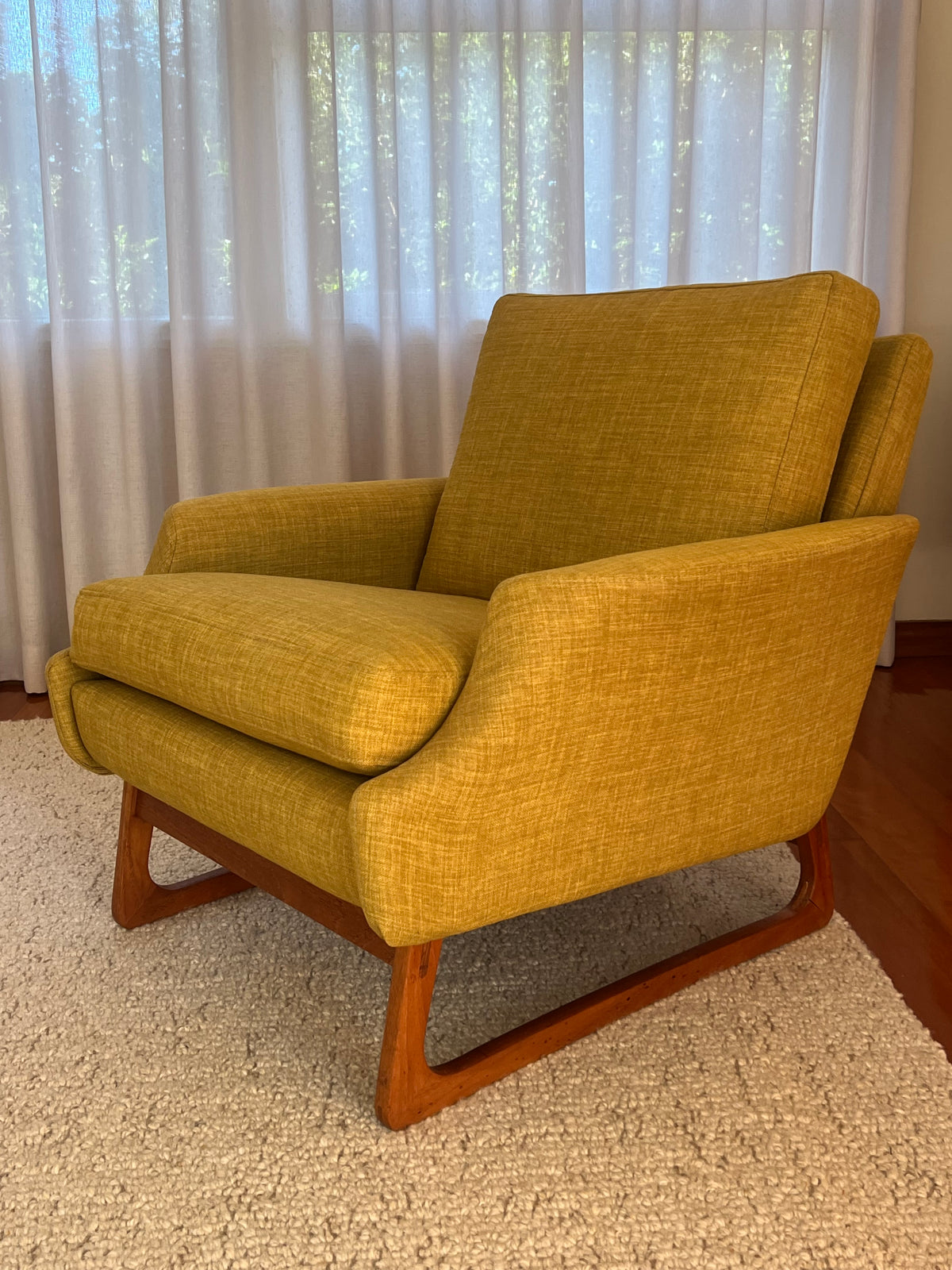 Parker Sleigh Leg Single Armchair