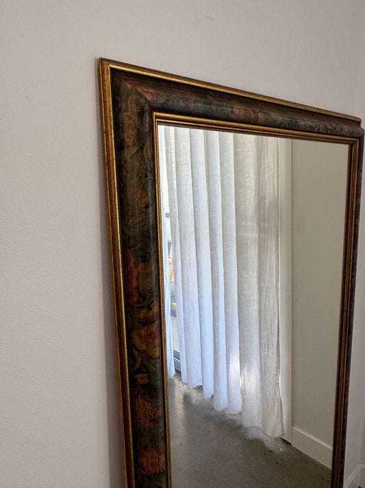 Vintage Floral Motif Mirror