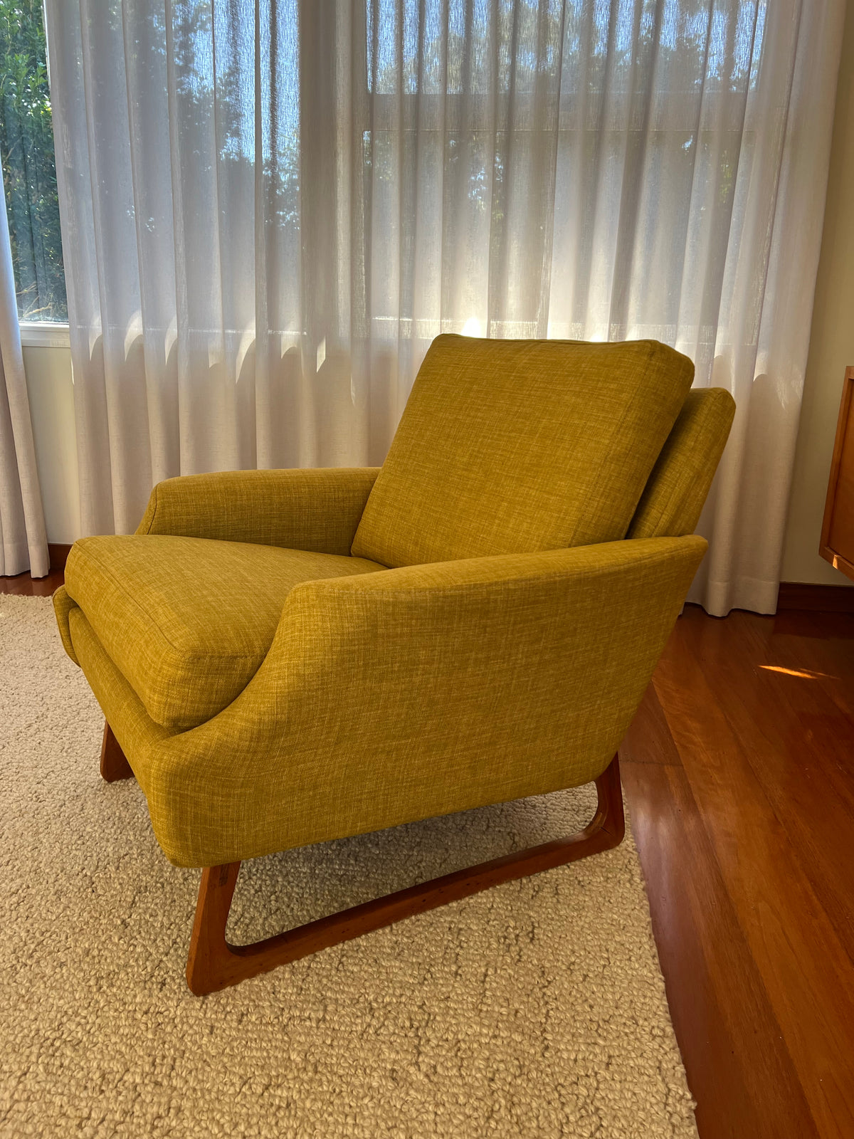 Parker Sleigh Leg Single Armchair