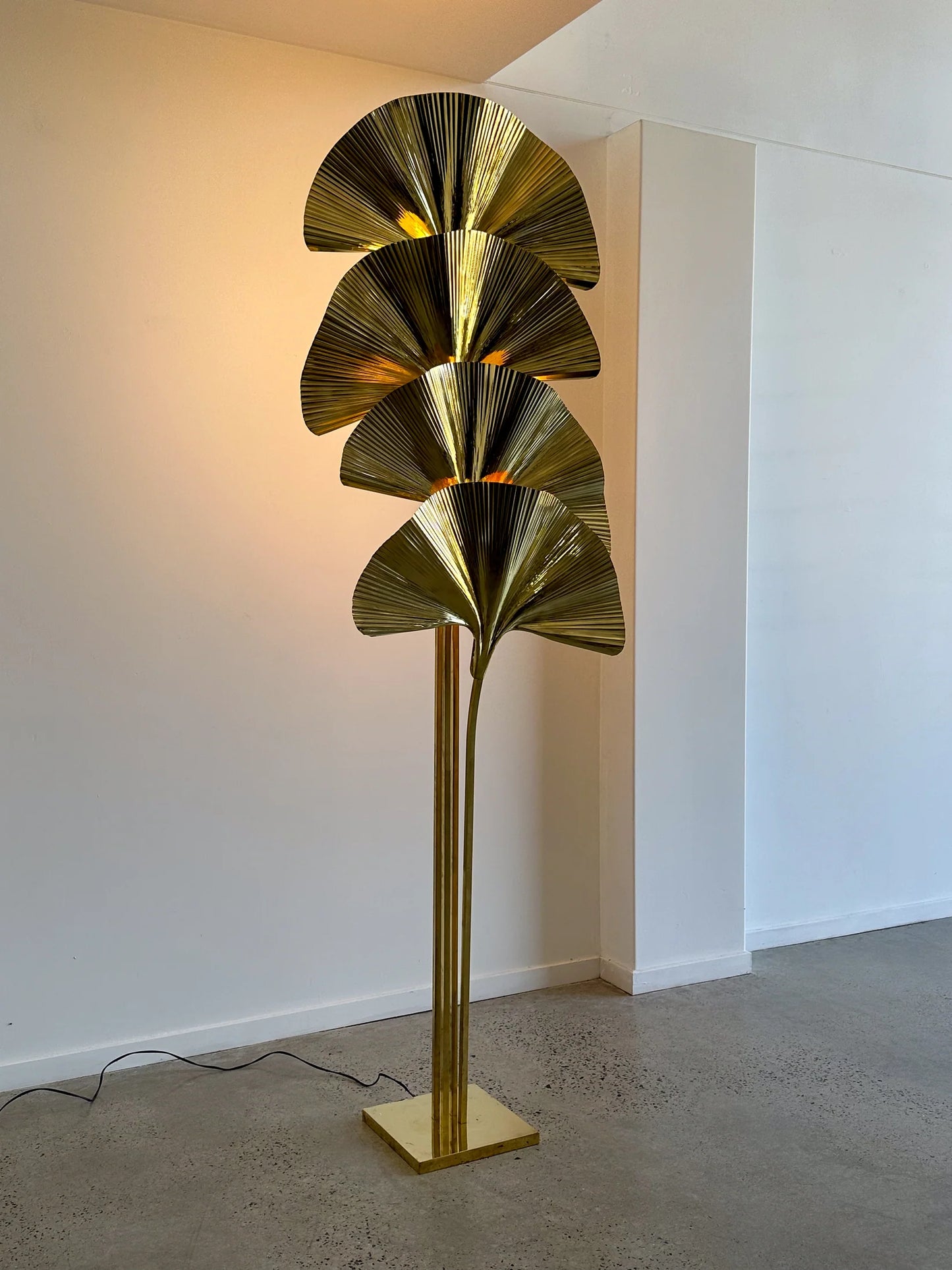 Italian Brass Ginko Leave Floor Lamp