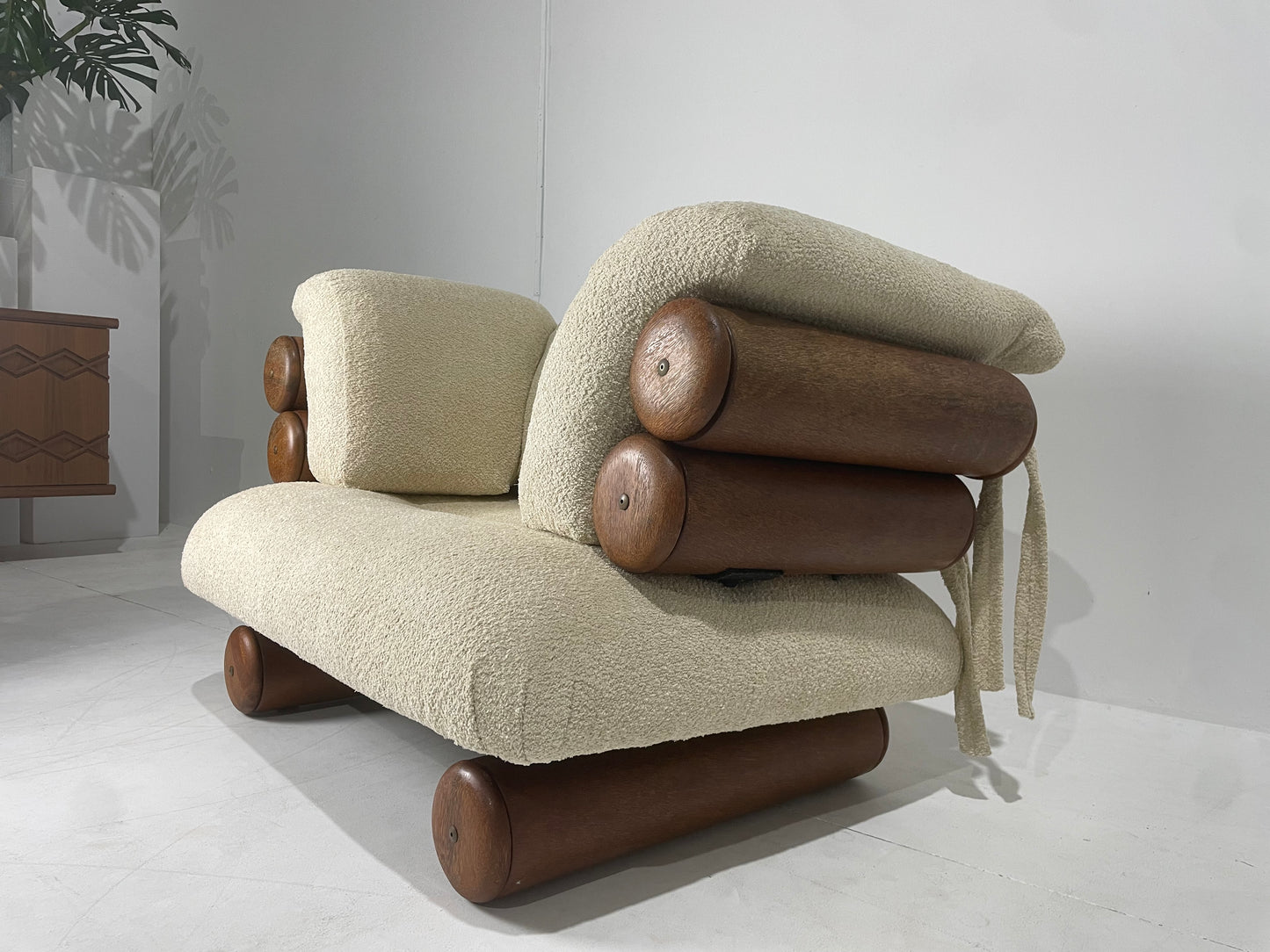 Loungechair by Pacific Green