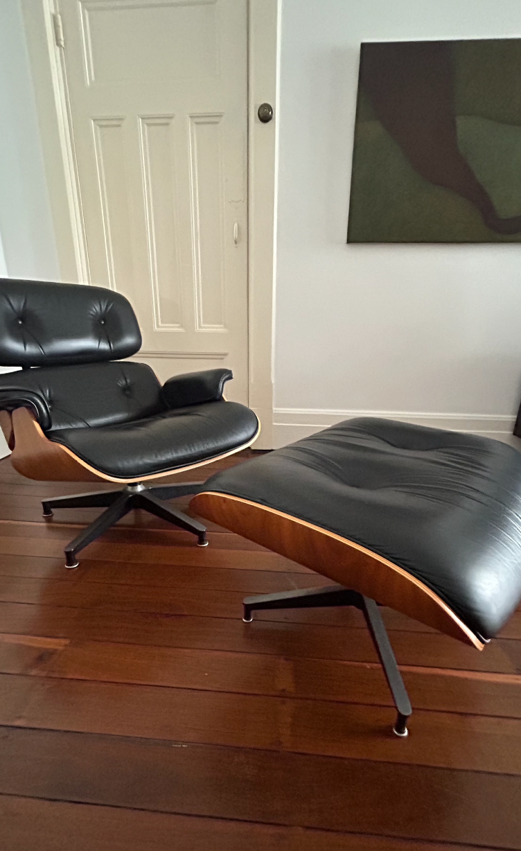 Eames Lounge Chair & Ottoman - Herman Miller