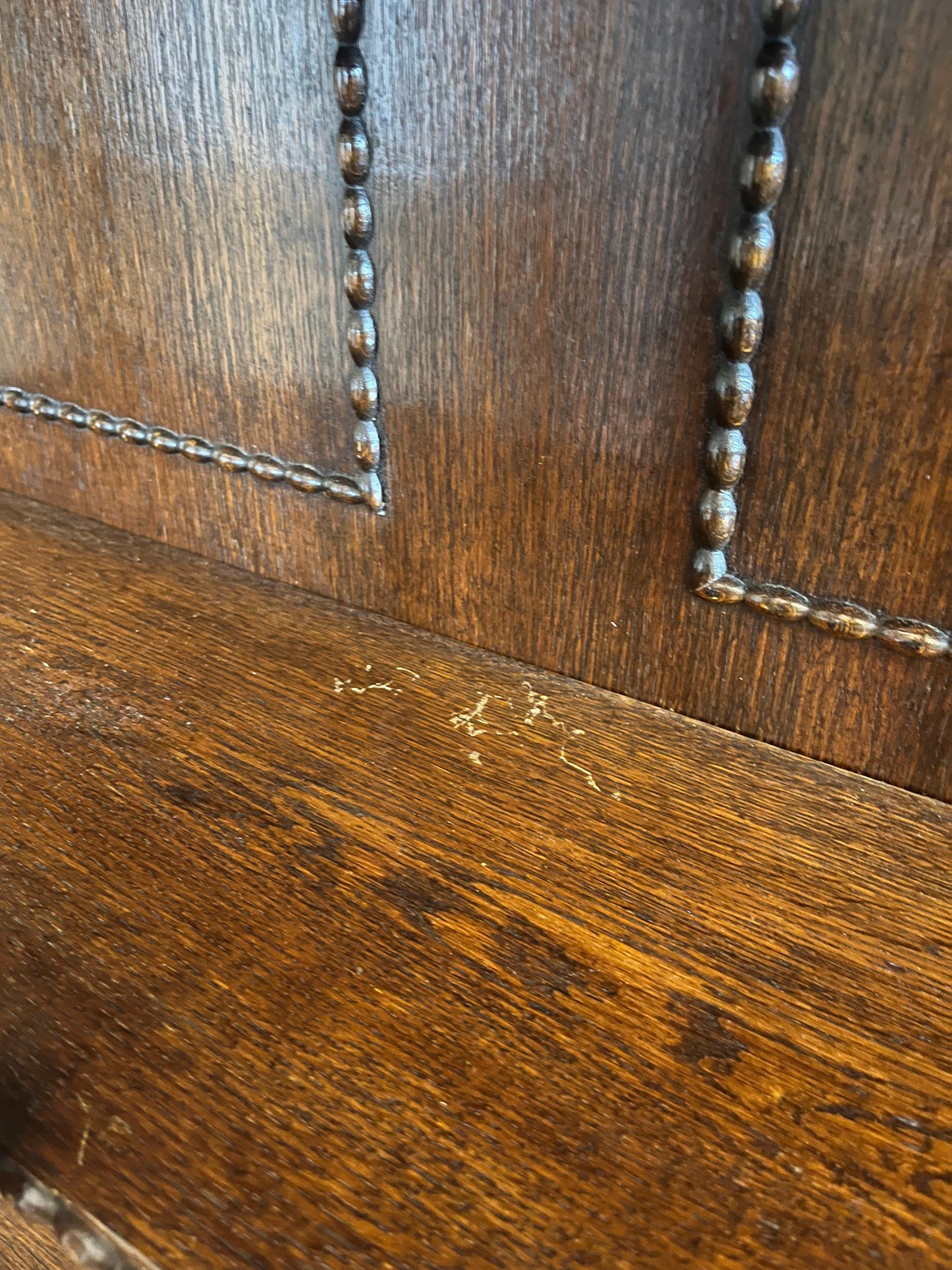 Antique Arts & Crafts Oak Display Cabinet (c.1905–1925)