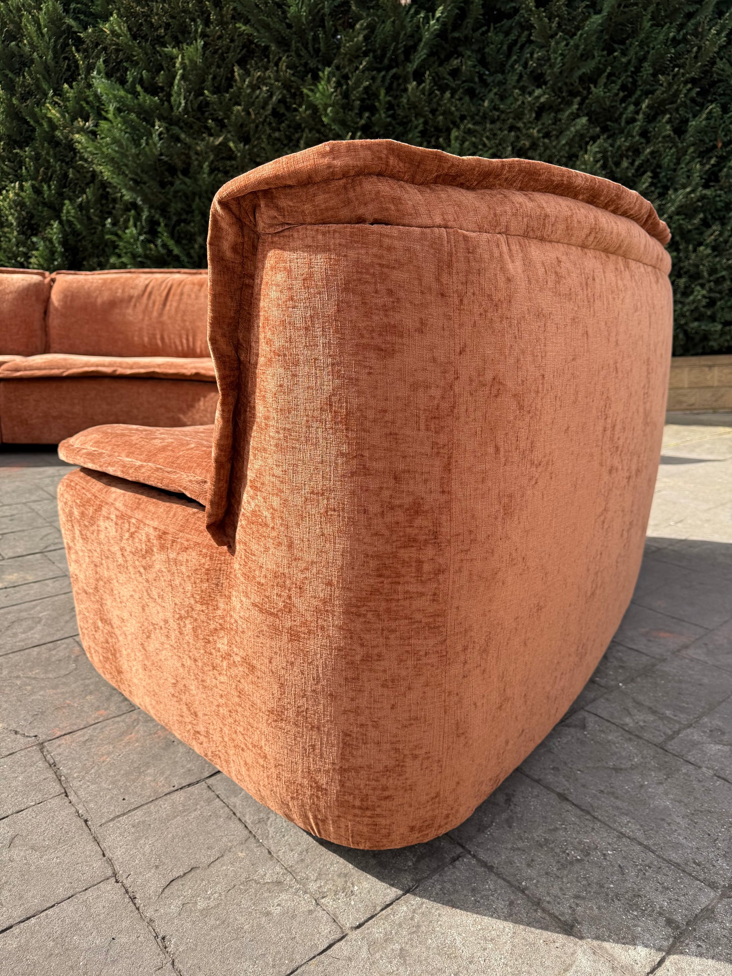 Large curved Cinnamon sofa set