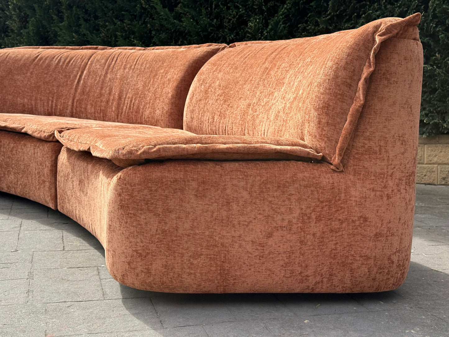 Large curved Cinnamon sofa set