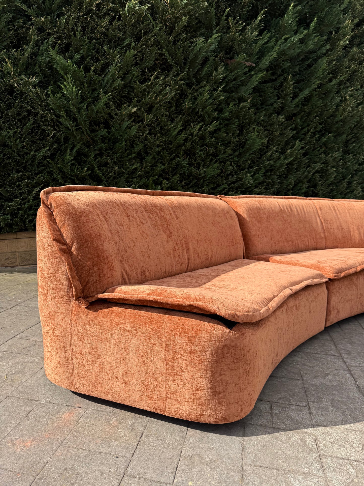 Large curved Cinnamon sofa set