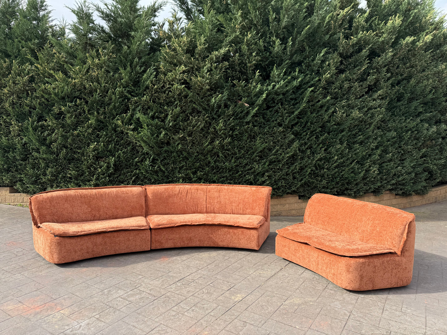 Large curved Cinnamon sofa set