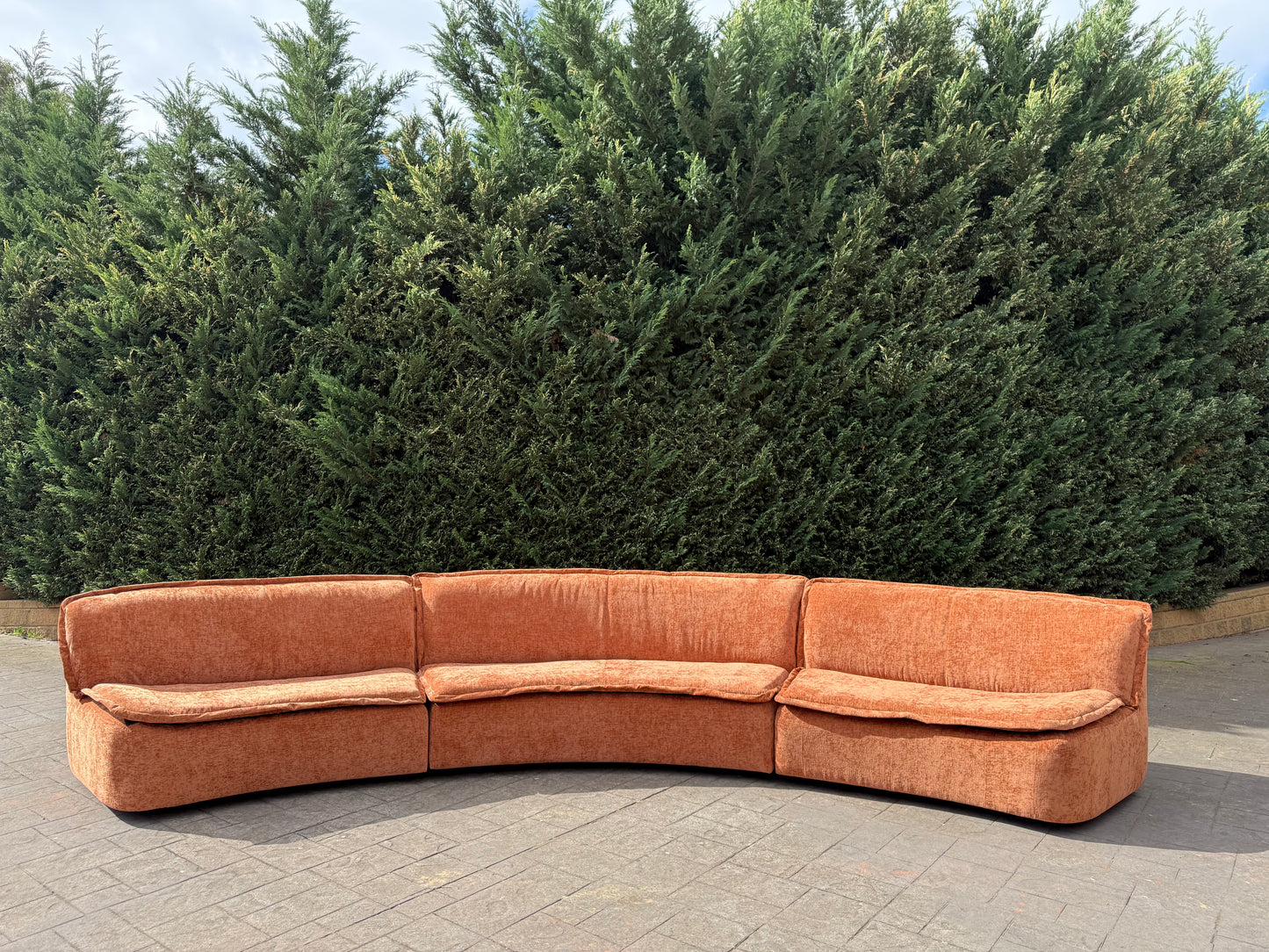 Large curved Cinnamon sofa set