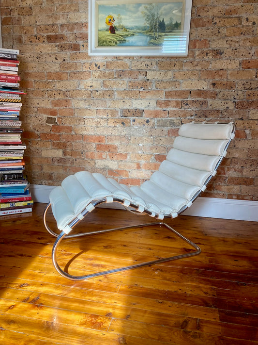 Knoll Mies Van Der Rohe Chaise Lounge