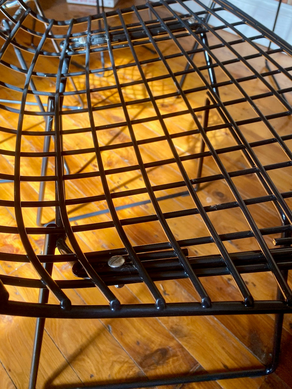 Set of Six Knoll Bertoia Side Chairs