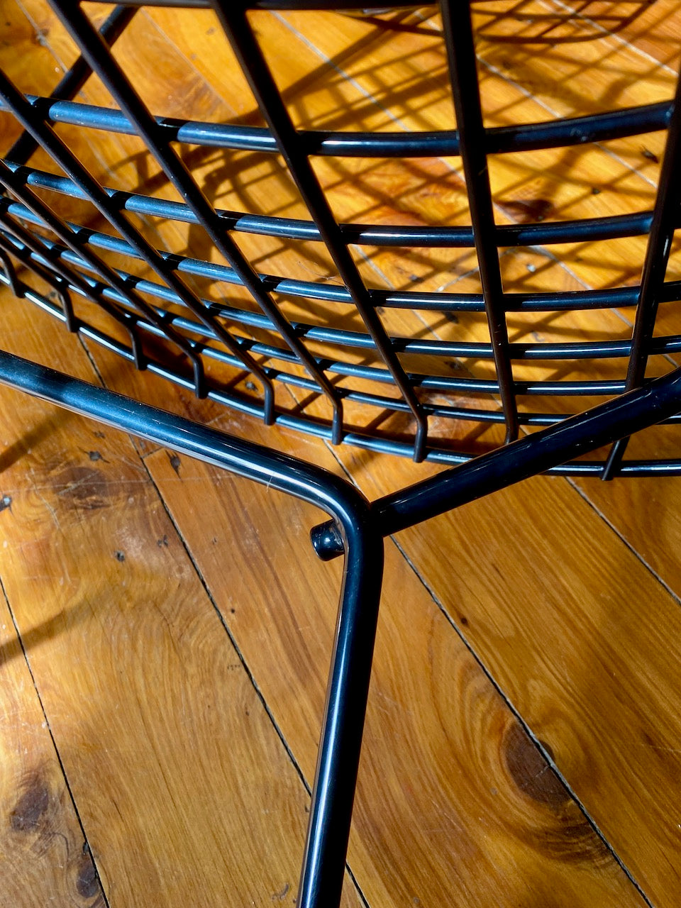 Set of Six Knoll Bertoia Side Chairs