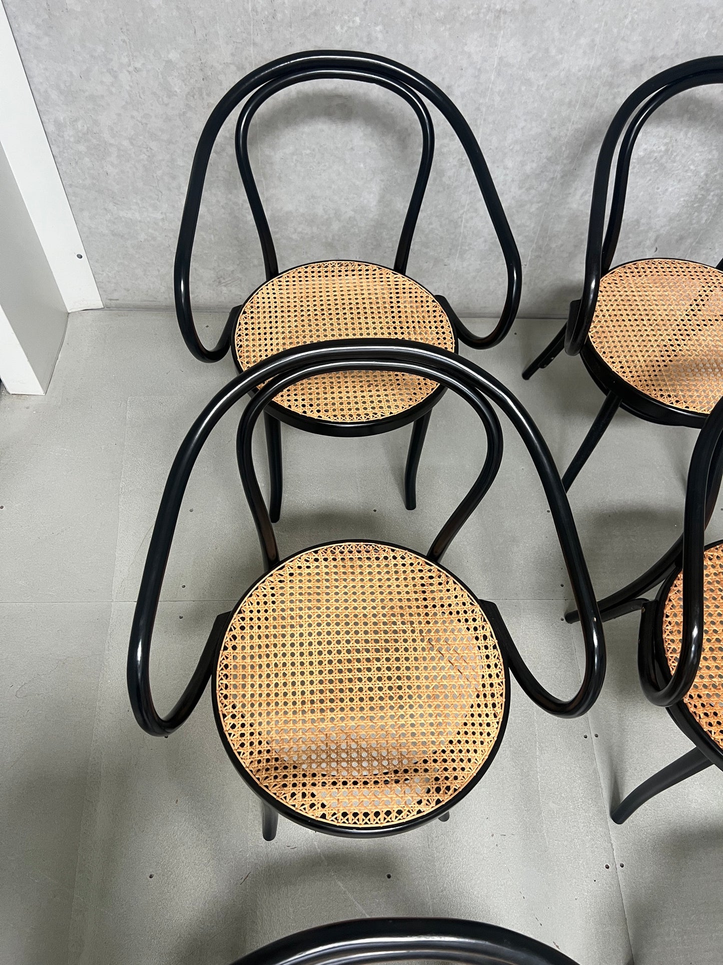 Set of 8 Thonet No. B9 Le Corbusier Cane Chairs - Black