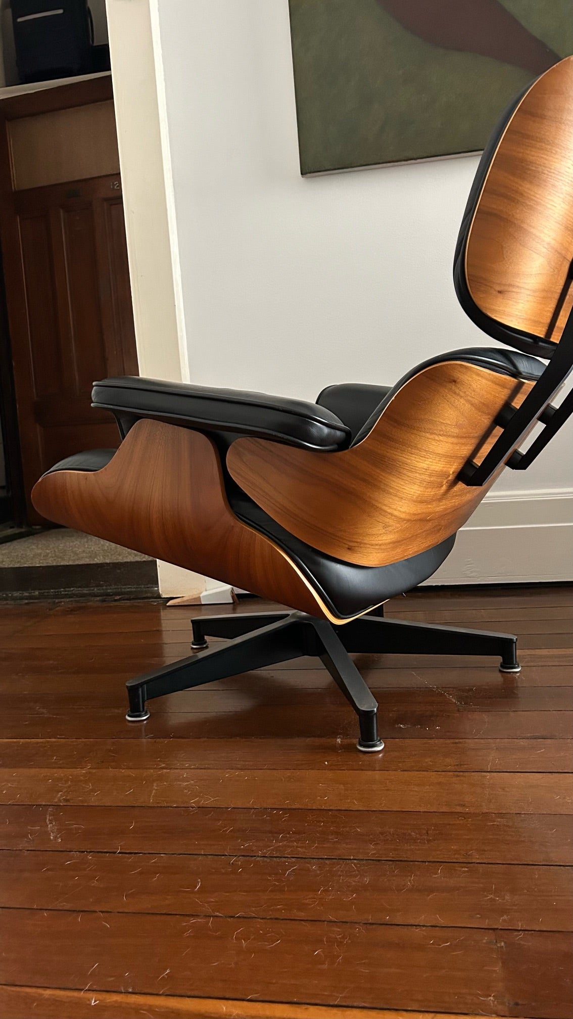 Eames Lounge Chair & Ottoman - Herman Miller