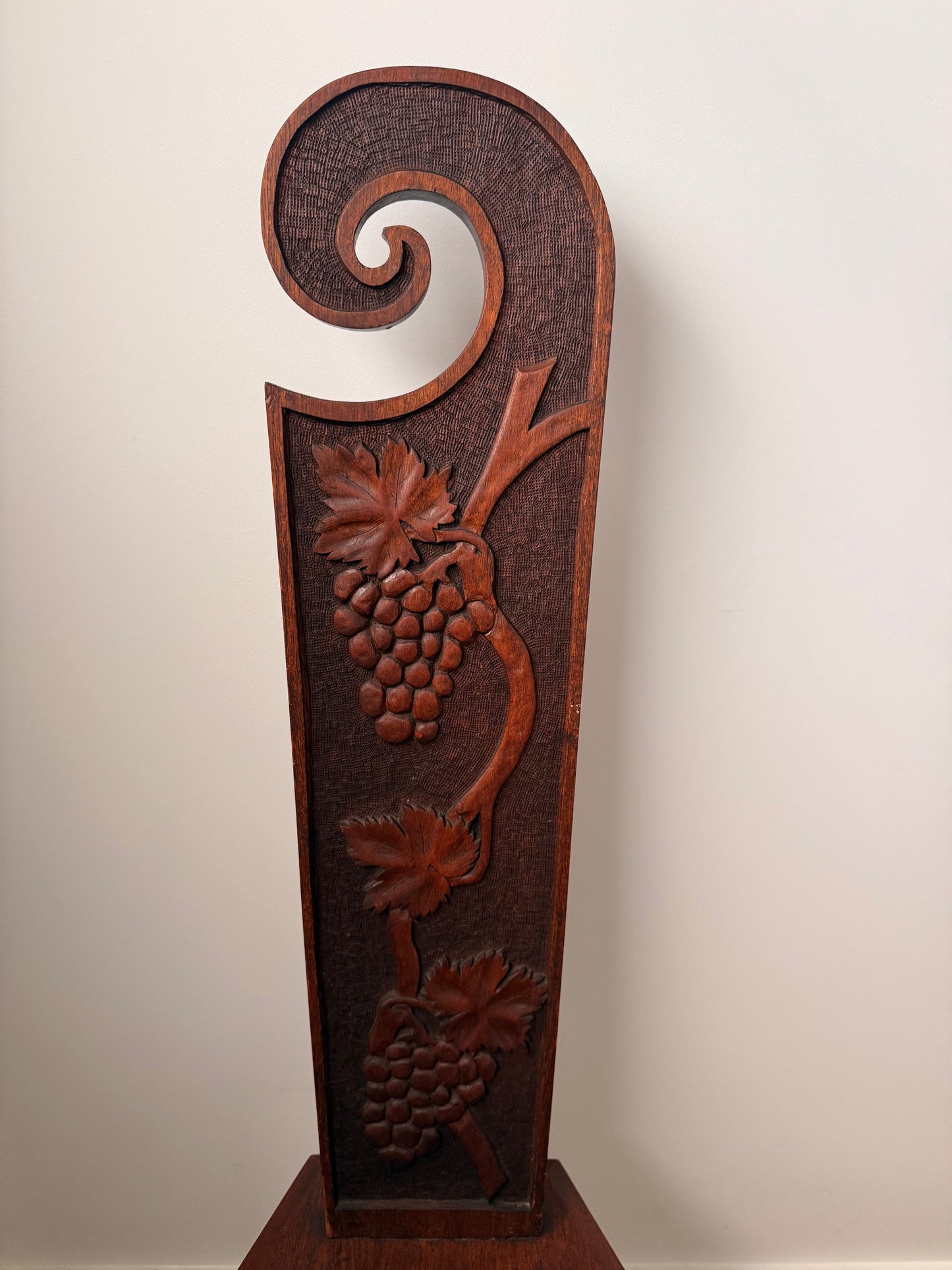 Antique Carved Oak Spinning Chair with Grapevine Detail