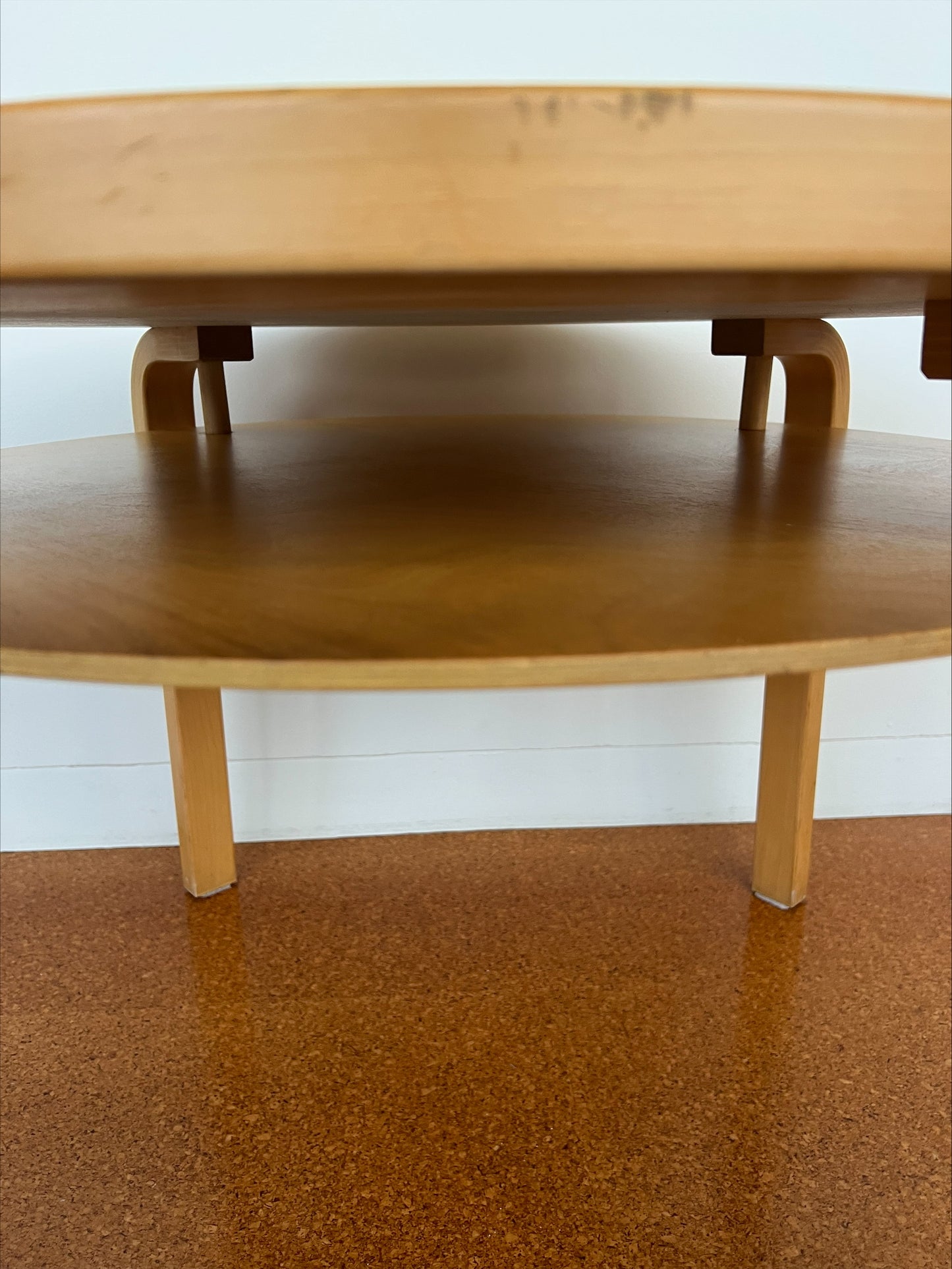 Alvar Aalto ARTEK double 907B table