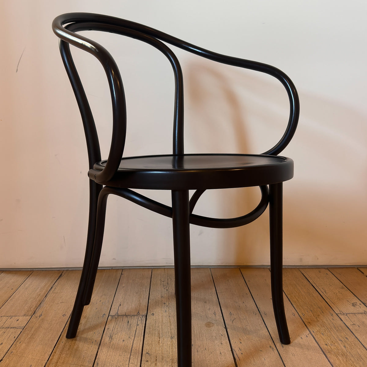 Set of 10 Thonet No. B9 Le Corbusier Dining Chairs in Black