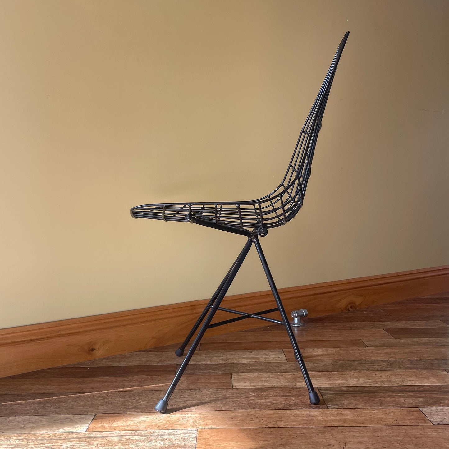 Clement MEADMORE - DC 601A chair