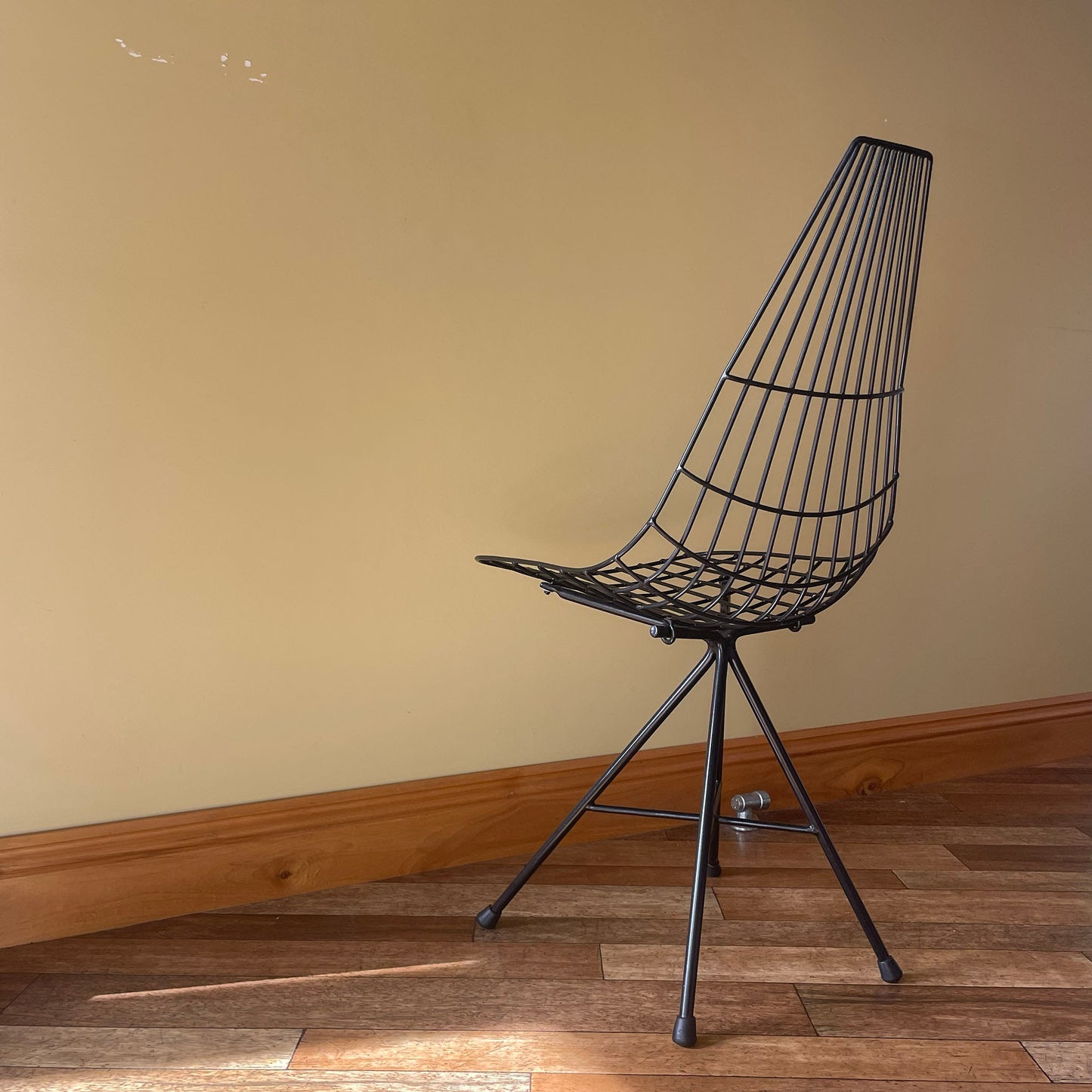 Clement MEADMORE - DC 601A chair
