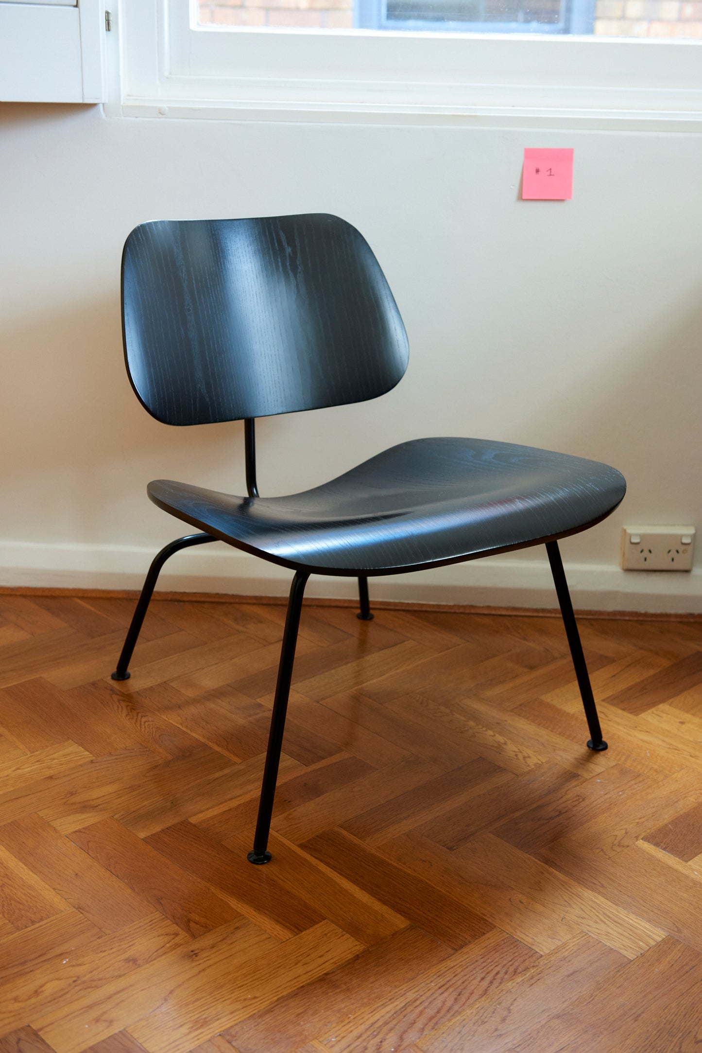 Original Eames LCW