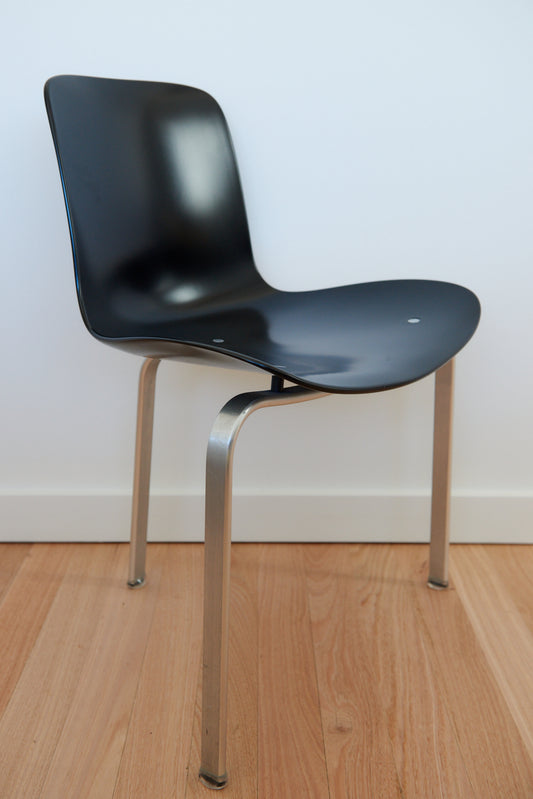 Fritz Hansen PK8 Chair