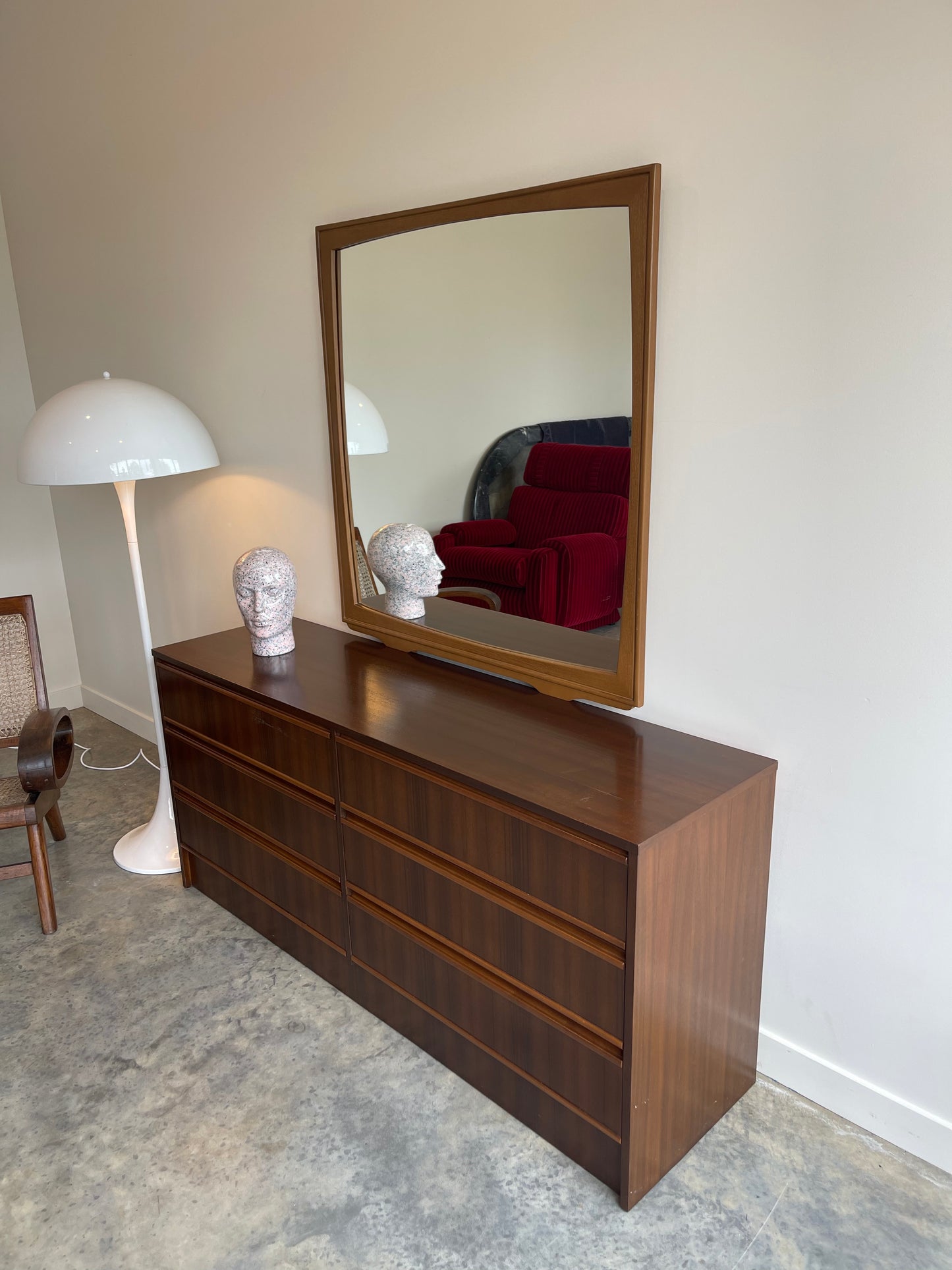 X 70's Reliance Dresser