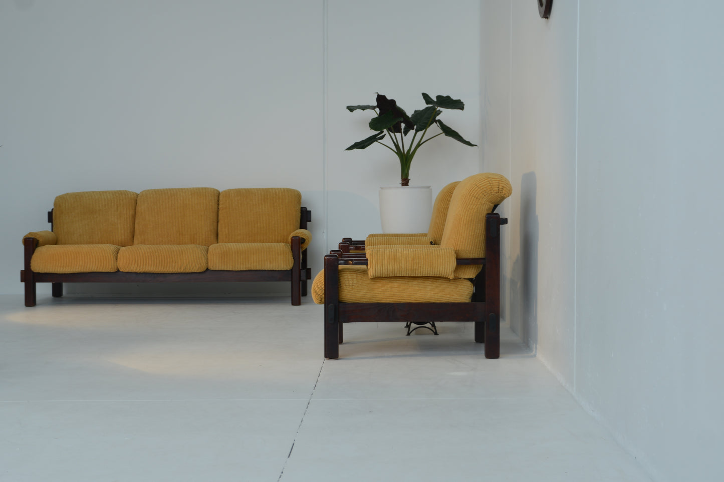 Timber & Gold Vintage Lounge Set
