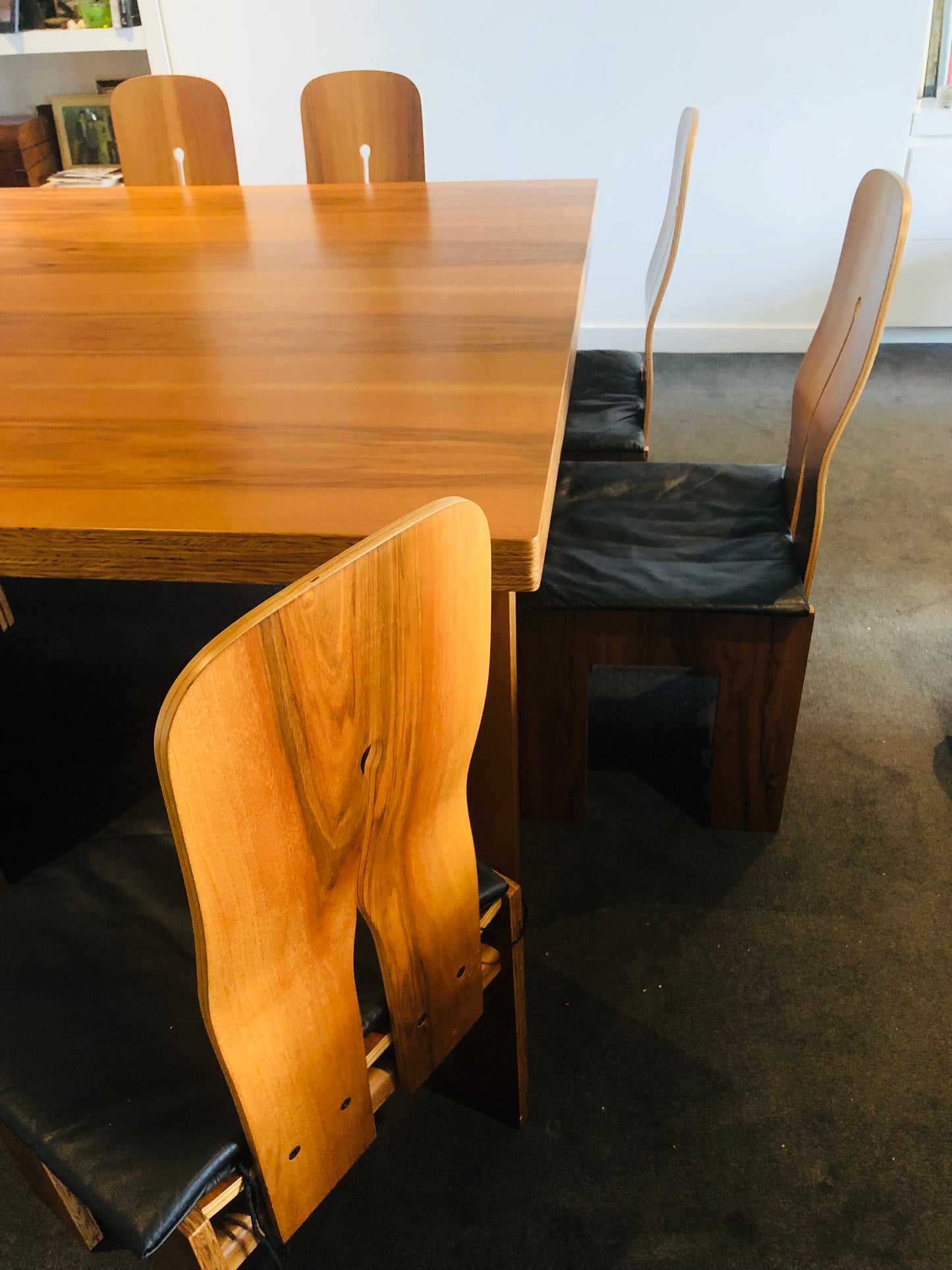 Carlo Scarpa for Bernini Ten Piece Dining Suite - Table, Chairs & Credenza