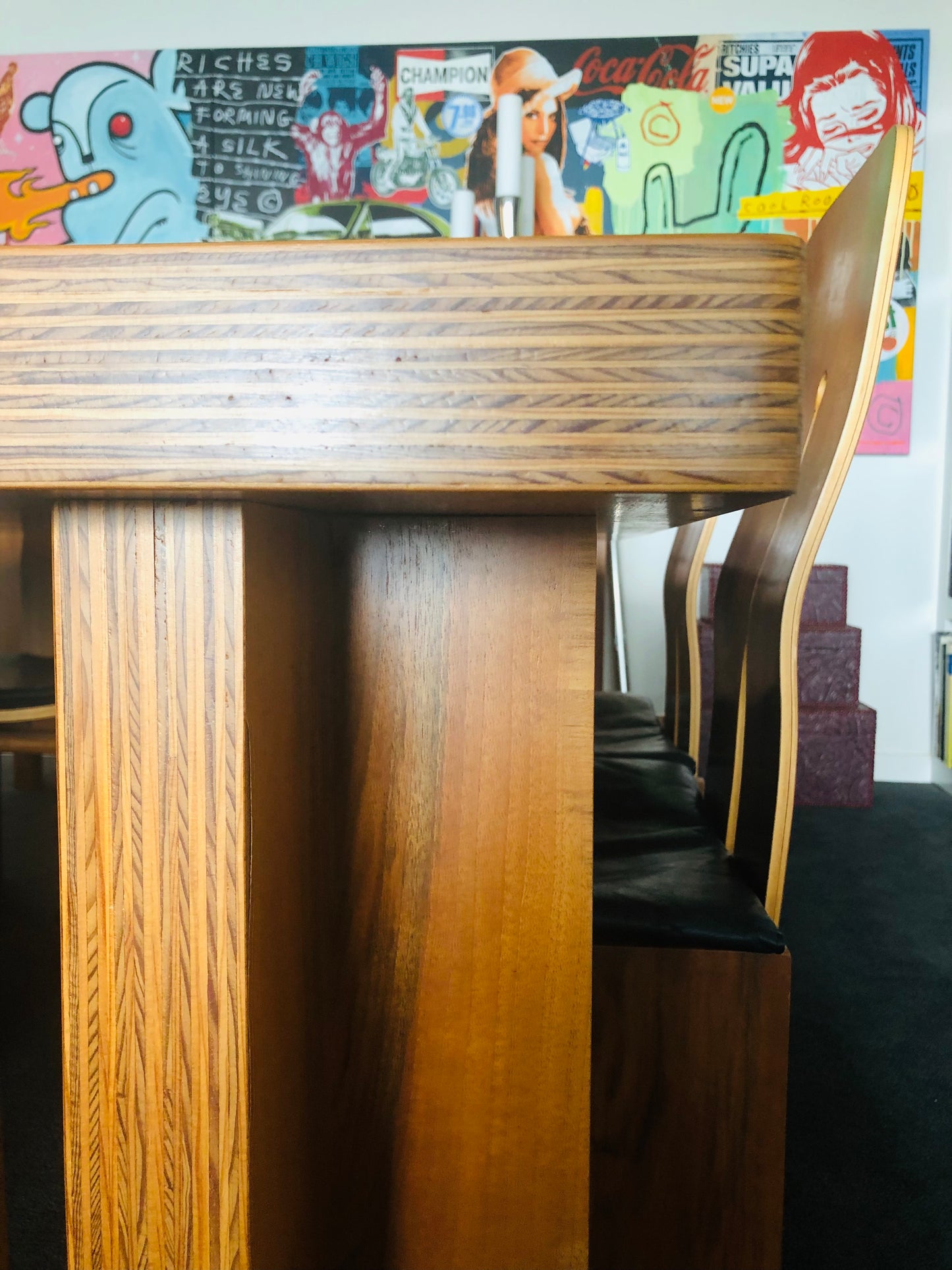 Carlo Scarpa for Bernini Ten Piece Dining Suite - Table, Chairs & Credenza