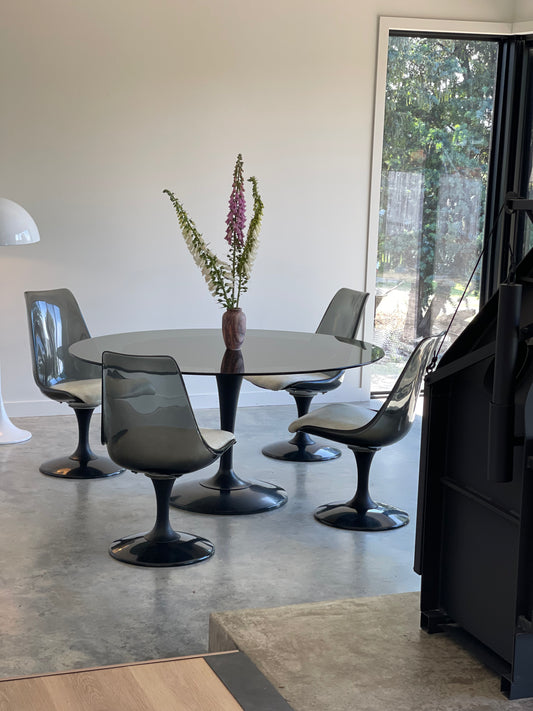 - 70's Chromcraft Tulip Dining Table & Chairs Setting