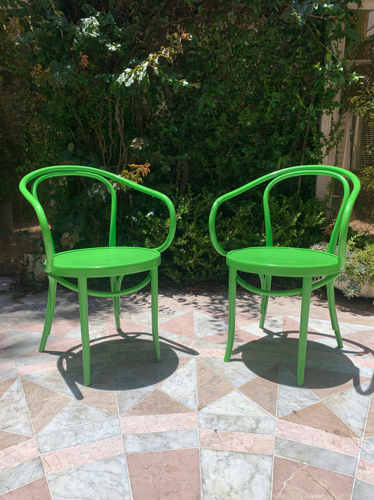 - Set of Six Green Thonet Le Corbusier Chairs