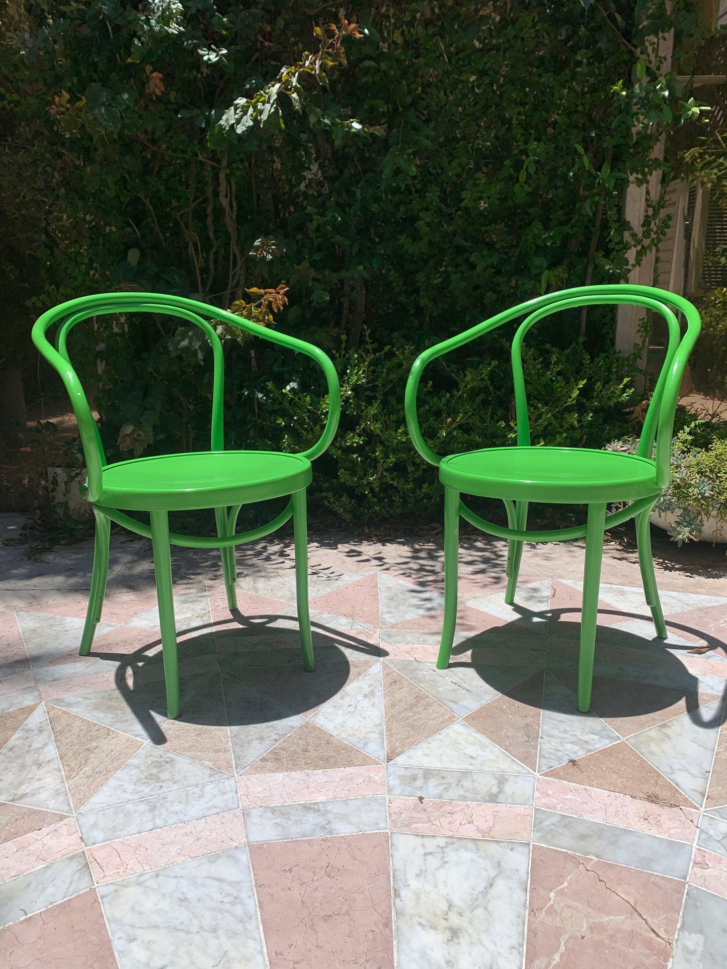 - Set of Six Green Thonet Le Corbusier Chairs