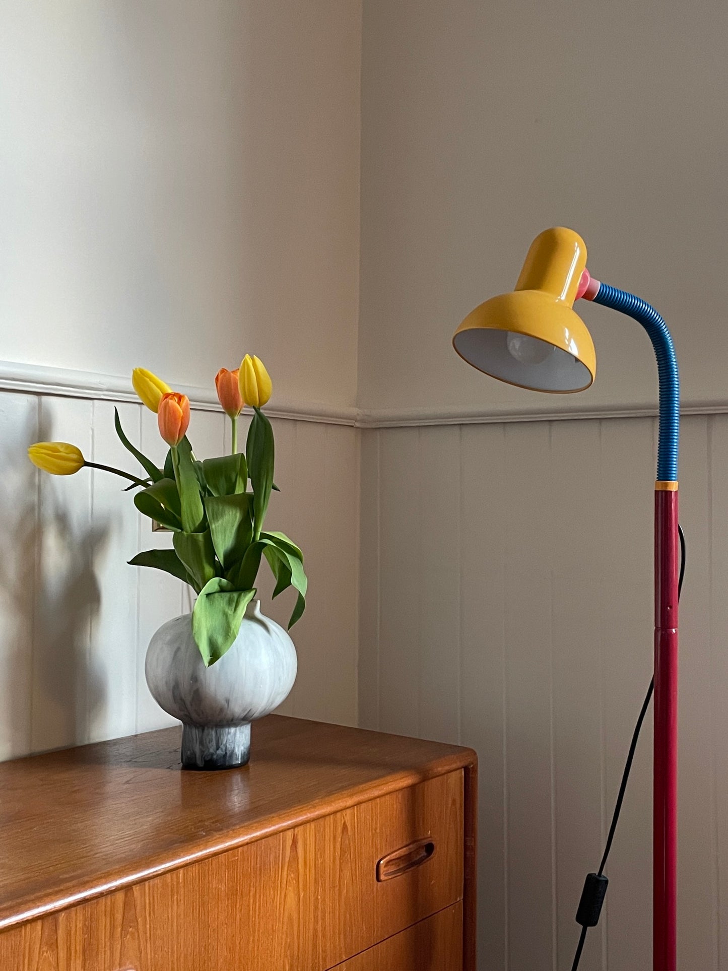 - 1980s Floor Lamp