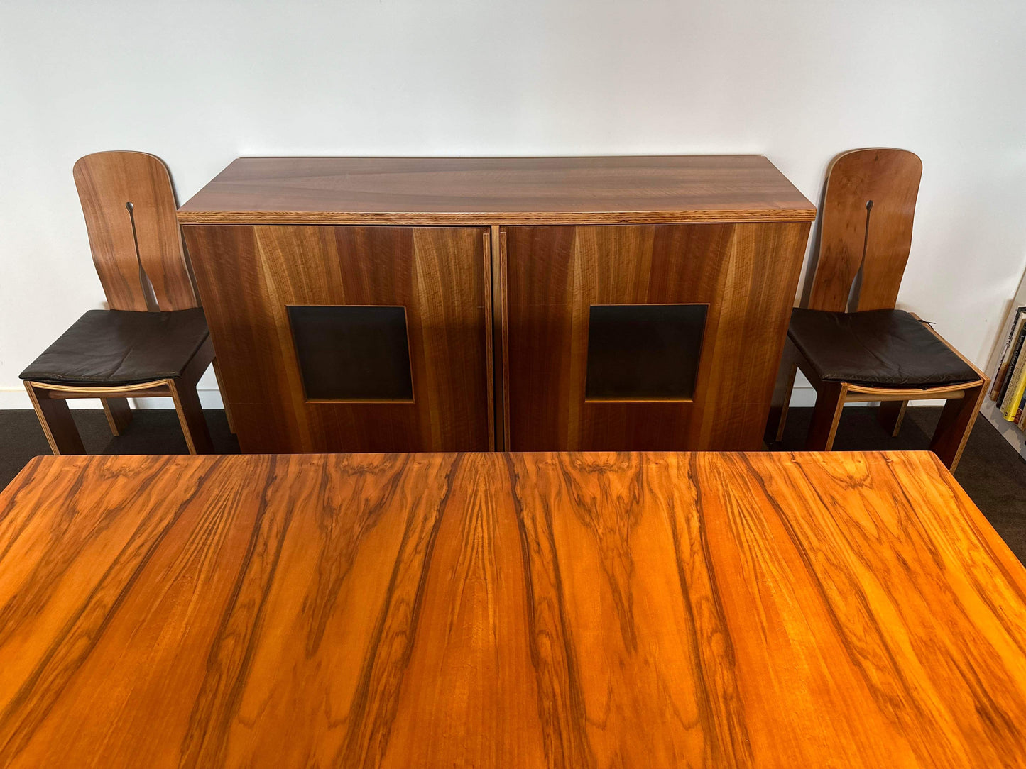 Carlo Scarpa for Bernini Ten Piece Dining Suite - Table, Chairs & Credenza