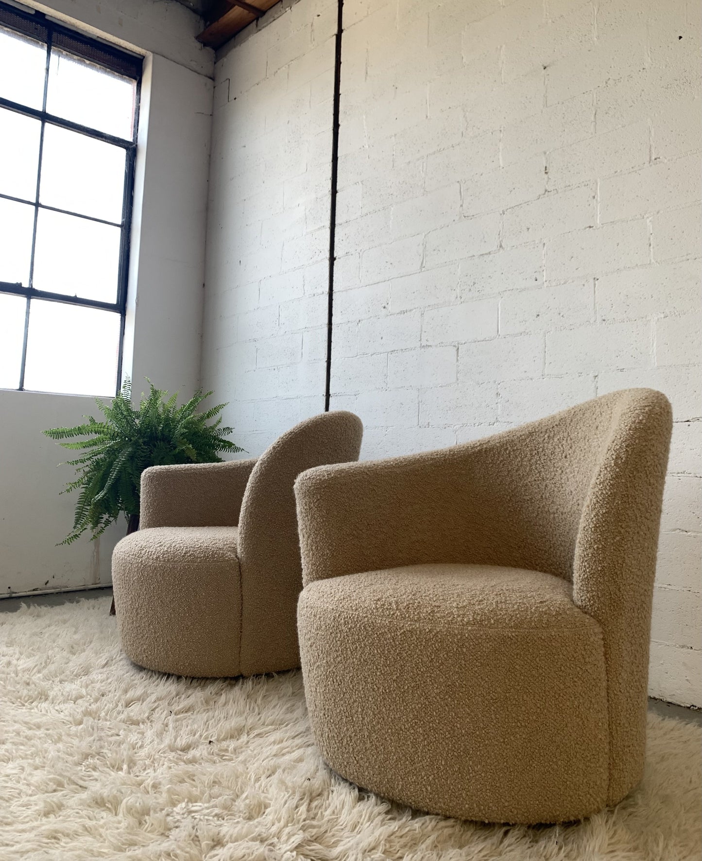 Vladimir Kagan-Style Swivel Chair in Wool Boucle - Two Available